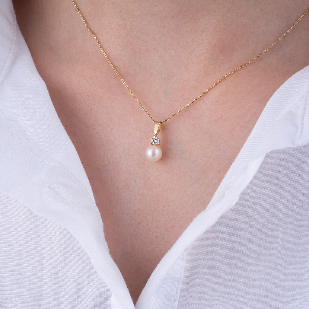 14K Gold Pearl and Diamond Pendant Necklace – Elysian