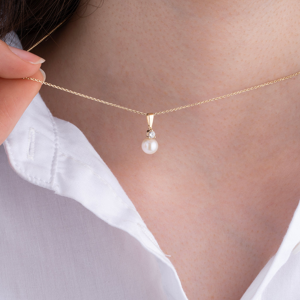 14K Gold Pearl and Diamond Pendant Necklace – Elysian