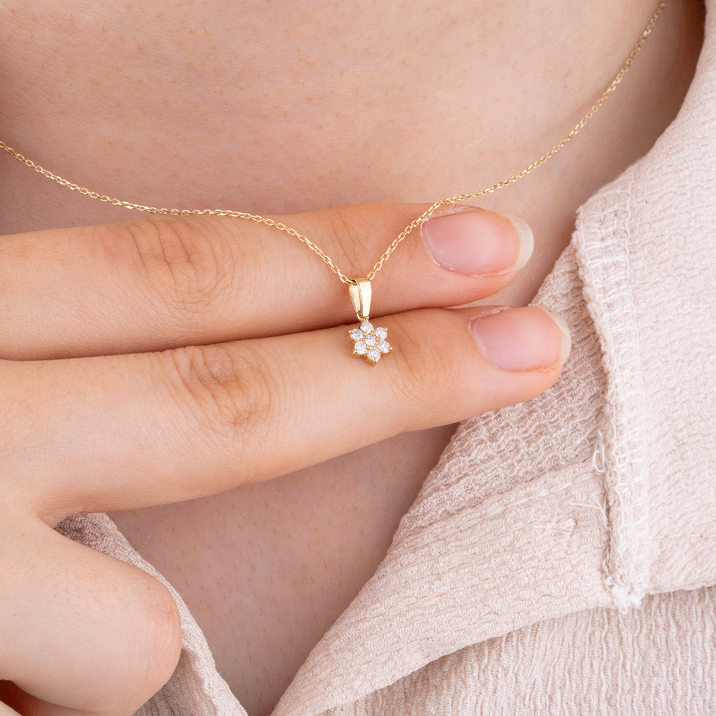 14K Gold Diamond Flower Necklace – Bloom