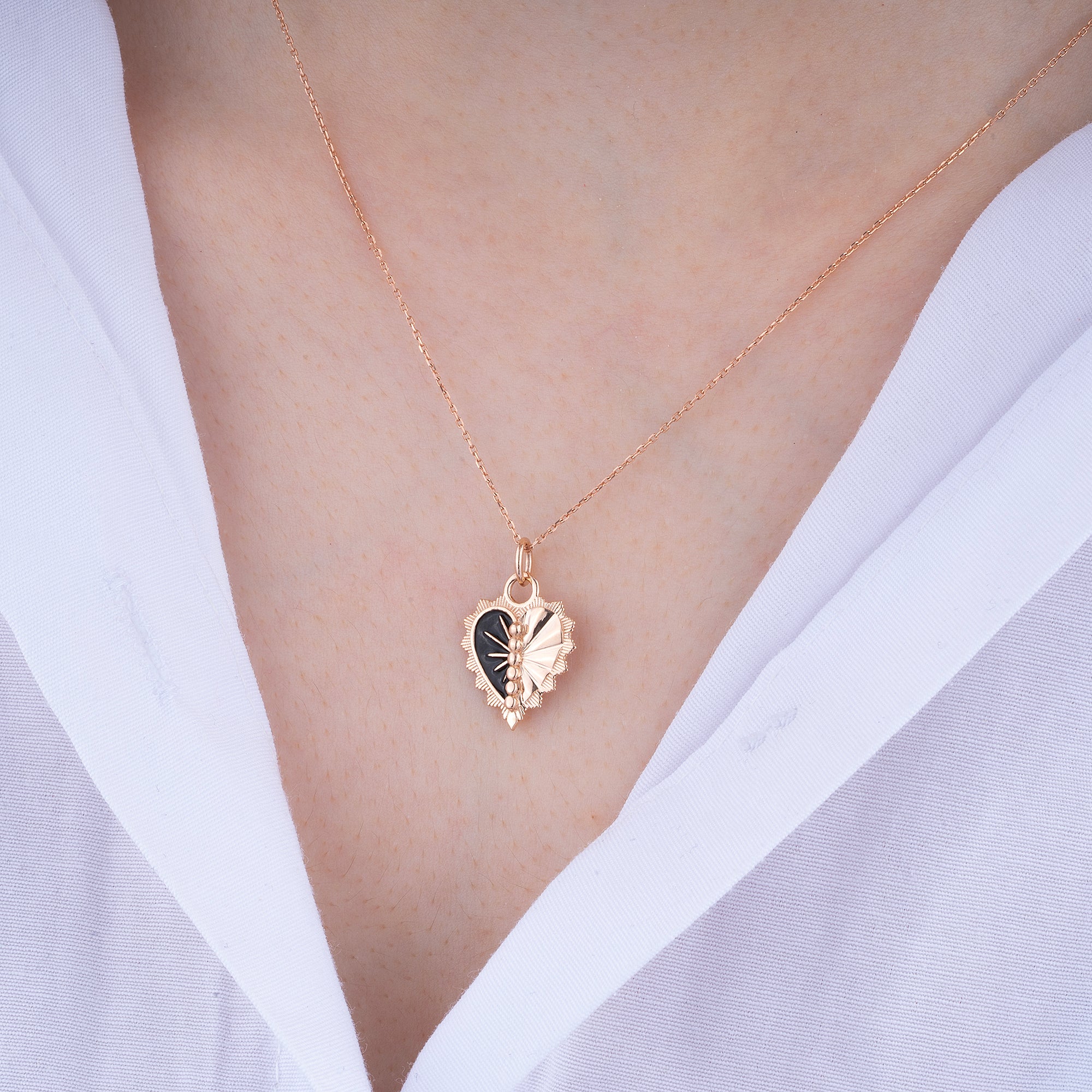 14k Gold Enamel Heart Necklace | Amora