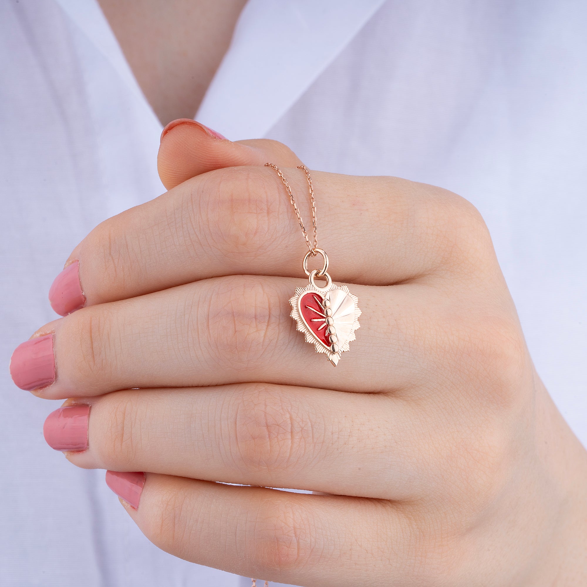 14k Gold Enamel Heart Necklace | Amora