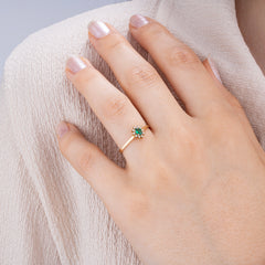 14K Gold Emerald & Diamond Oval Ring – Astra