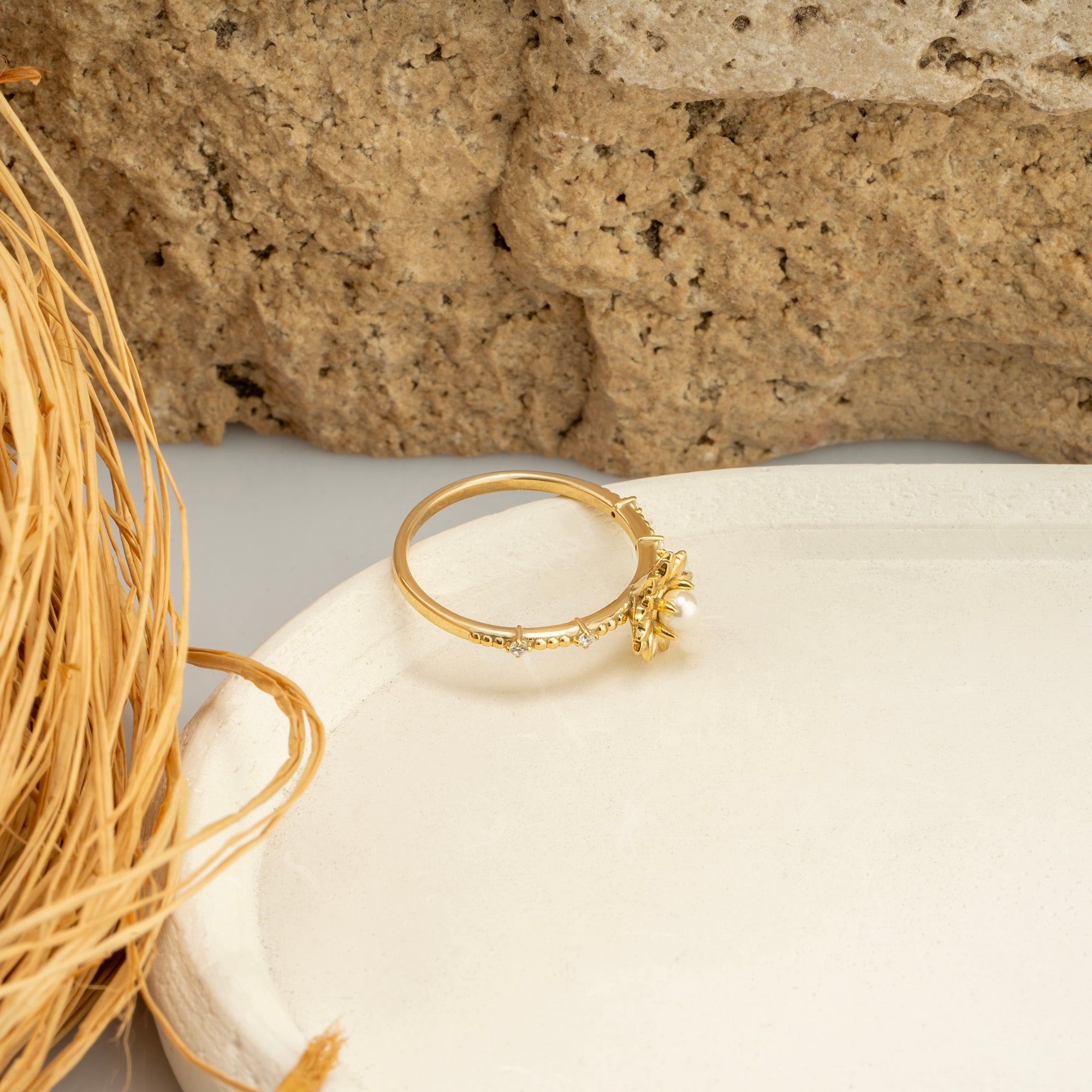 14K Gold Pearl & Diamond Ring – Elyen