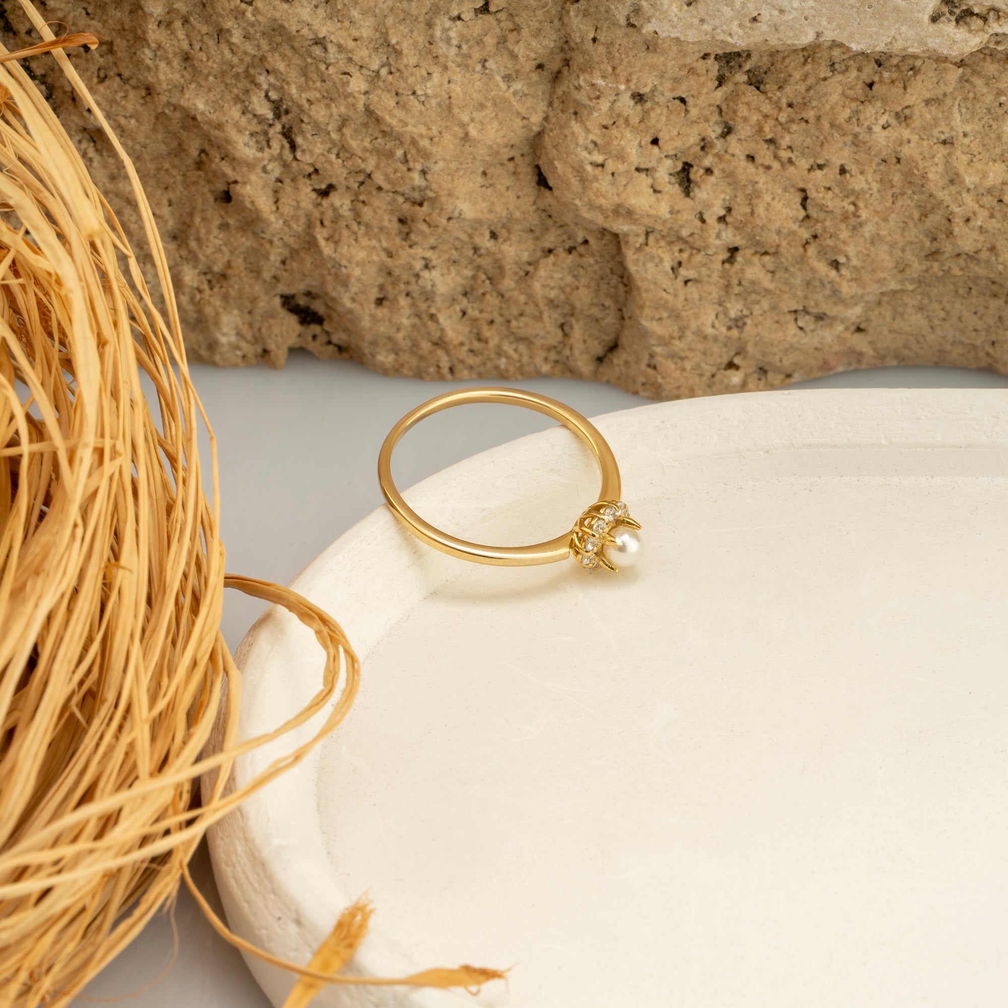 14K Gold Pearl & Diamond Halo Ring – Solvyn