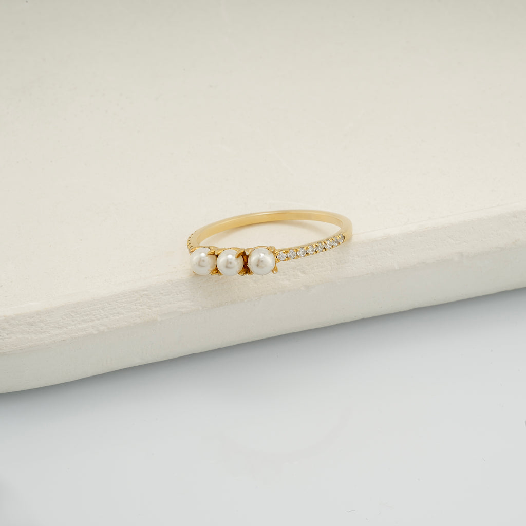 14K Gold Pearl & Diamond Band Ring – Melora