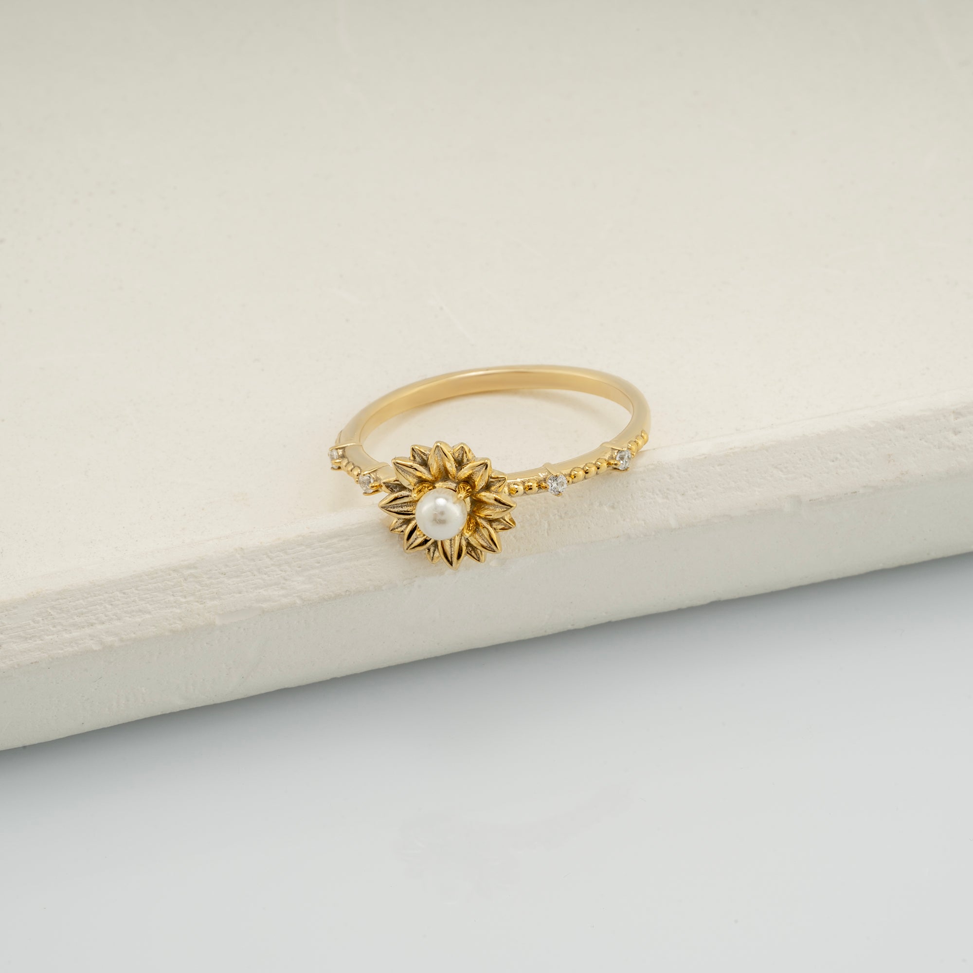 14K Gold Pearl & Diamond Ring – Elyen