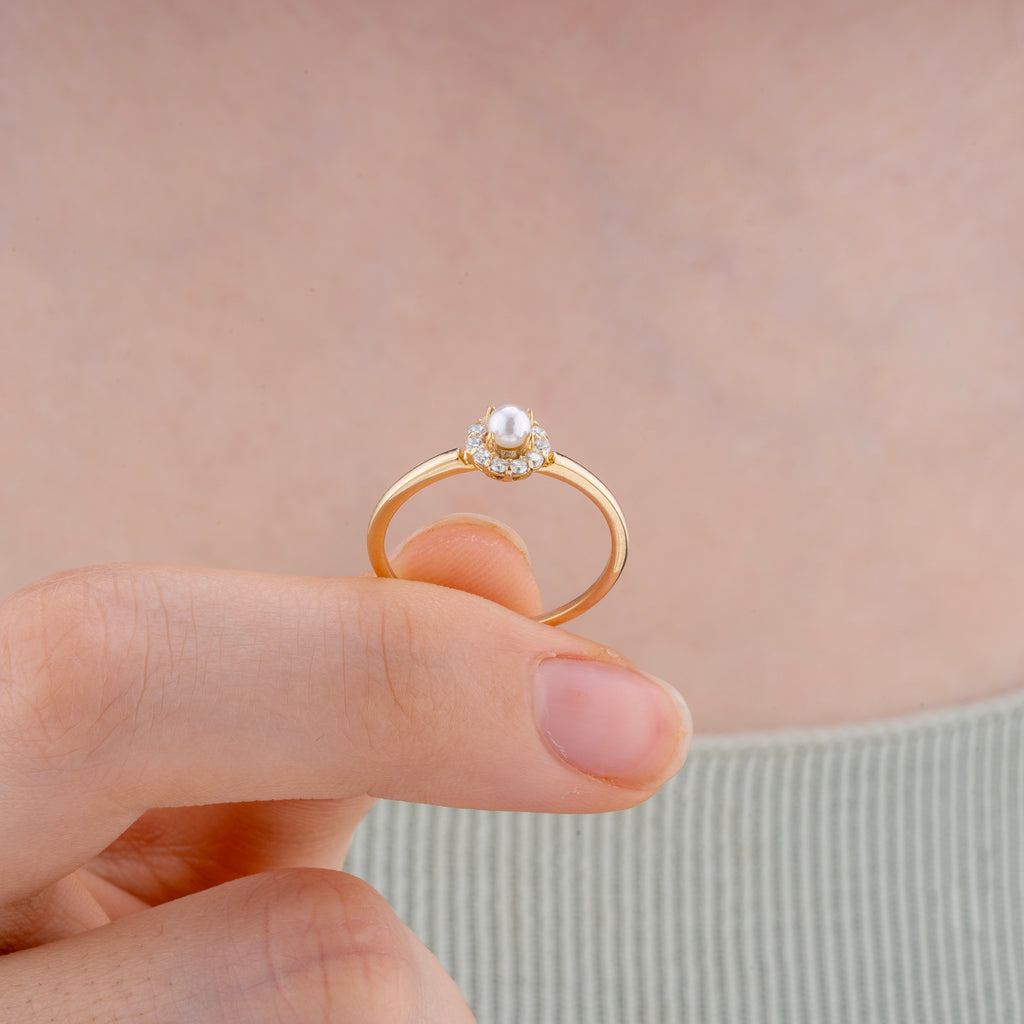 14K Gold Pearl & Diamond Halo Ring – Solvyn