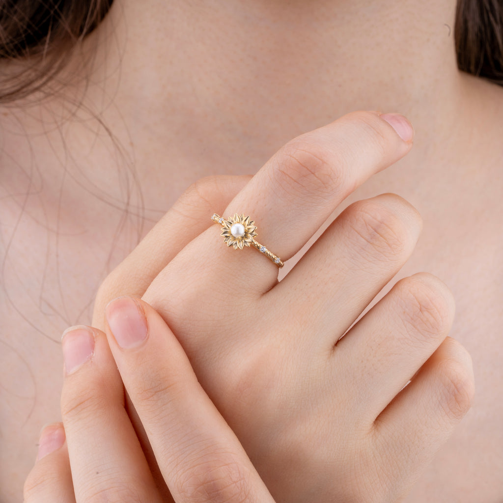 14K Gold Pearl & Diamond Ring – Elyen