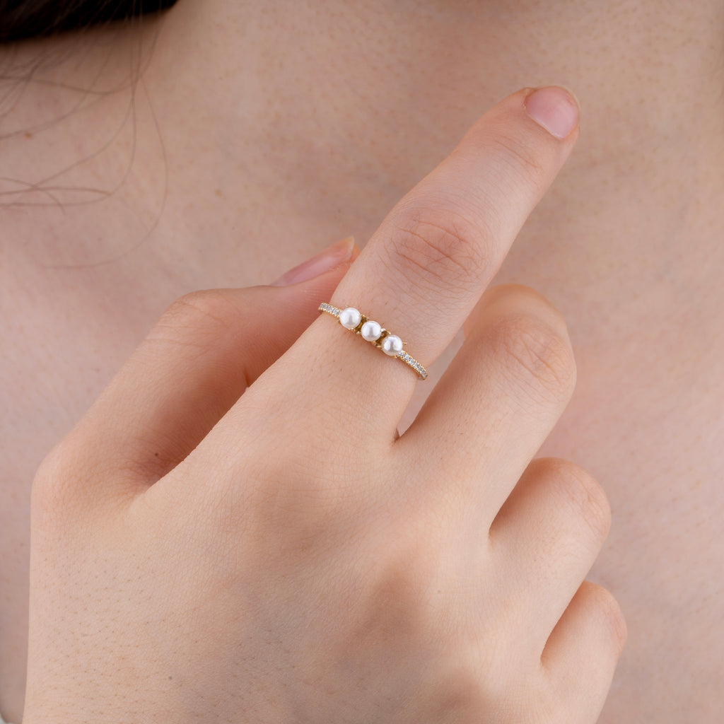 14K Gold Pearl & Diamond Band Ring – Melora