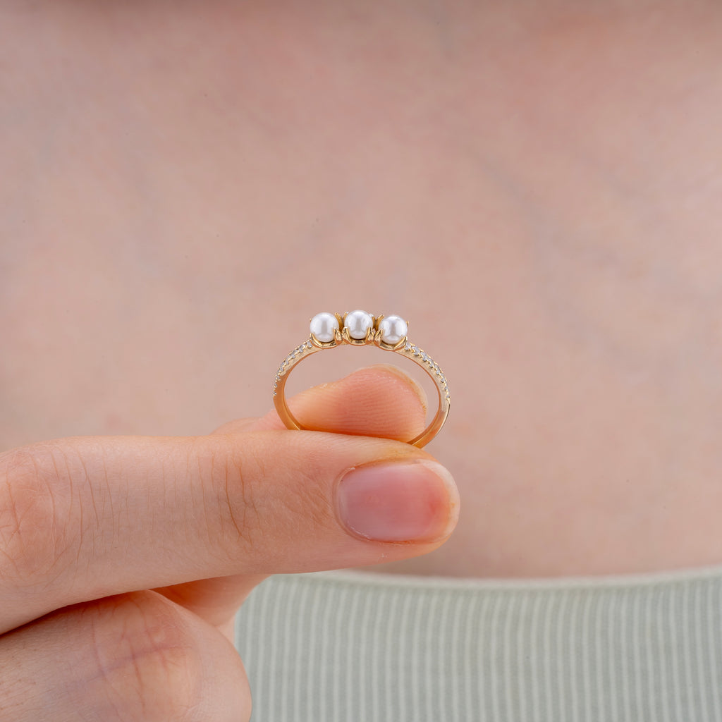 14K Gold Pearl & Diamond Band Ring – Melora