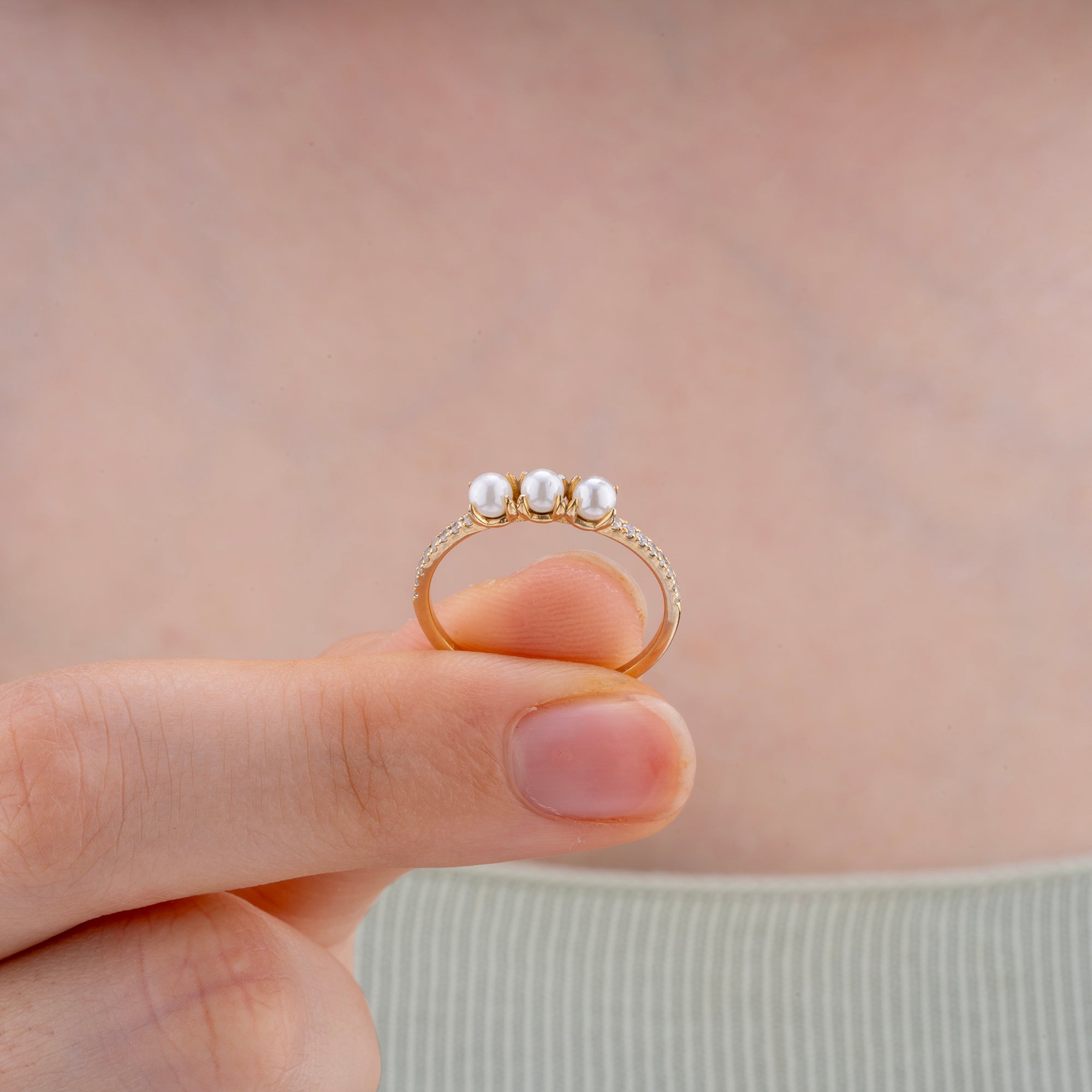 14K Gold Pearl & Diamond Band Ring – Melora