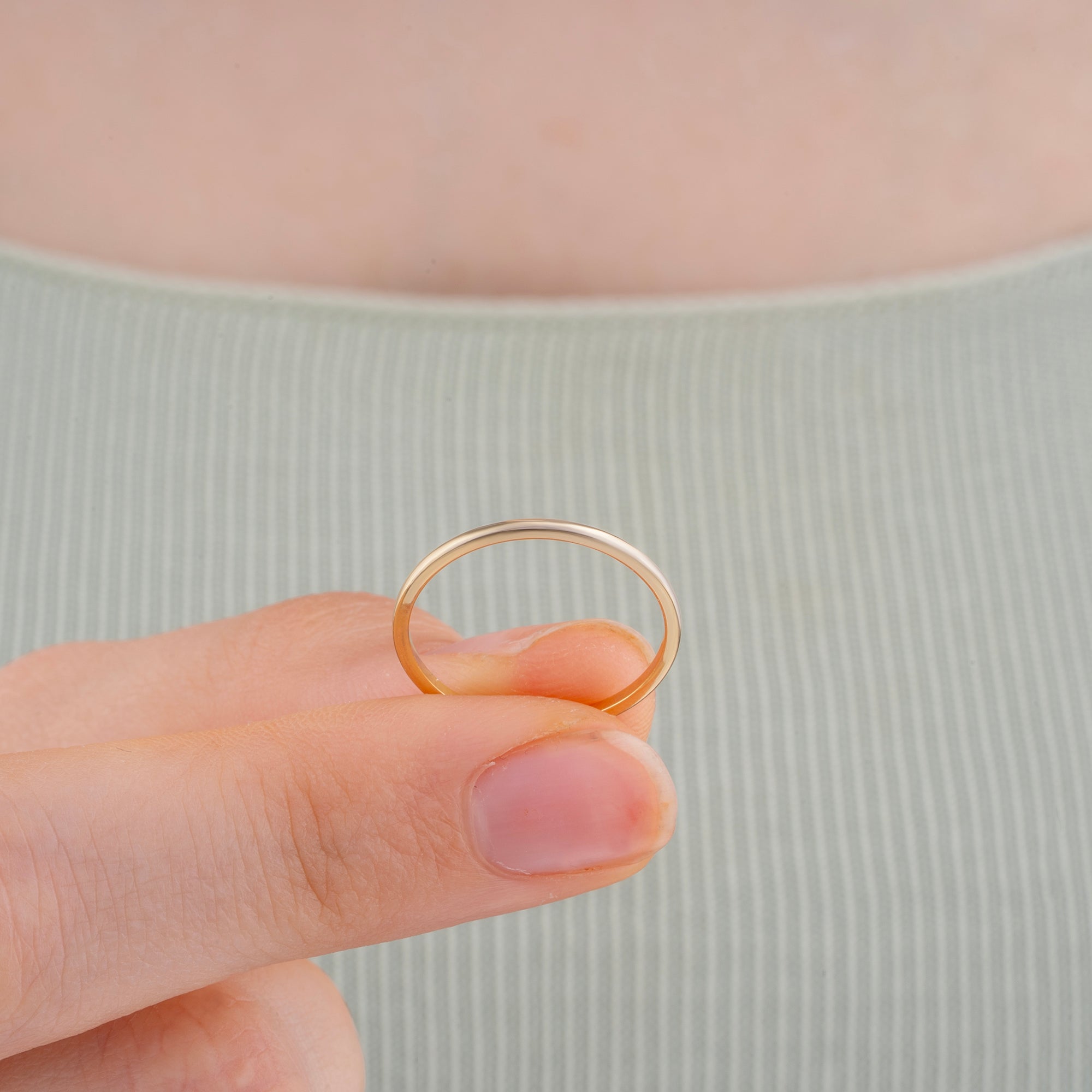 14K Gold Minimalist Wedding Band for Women – Elara