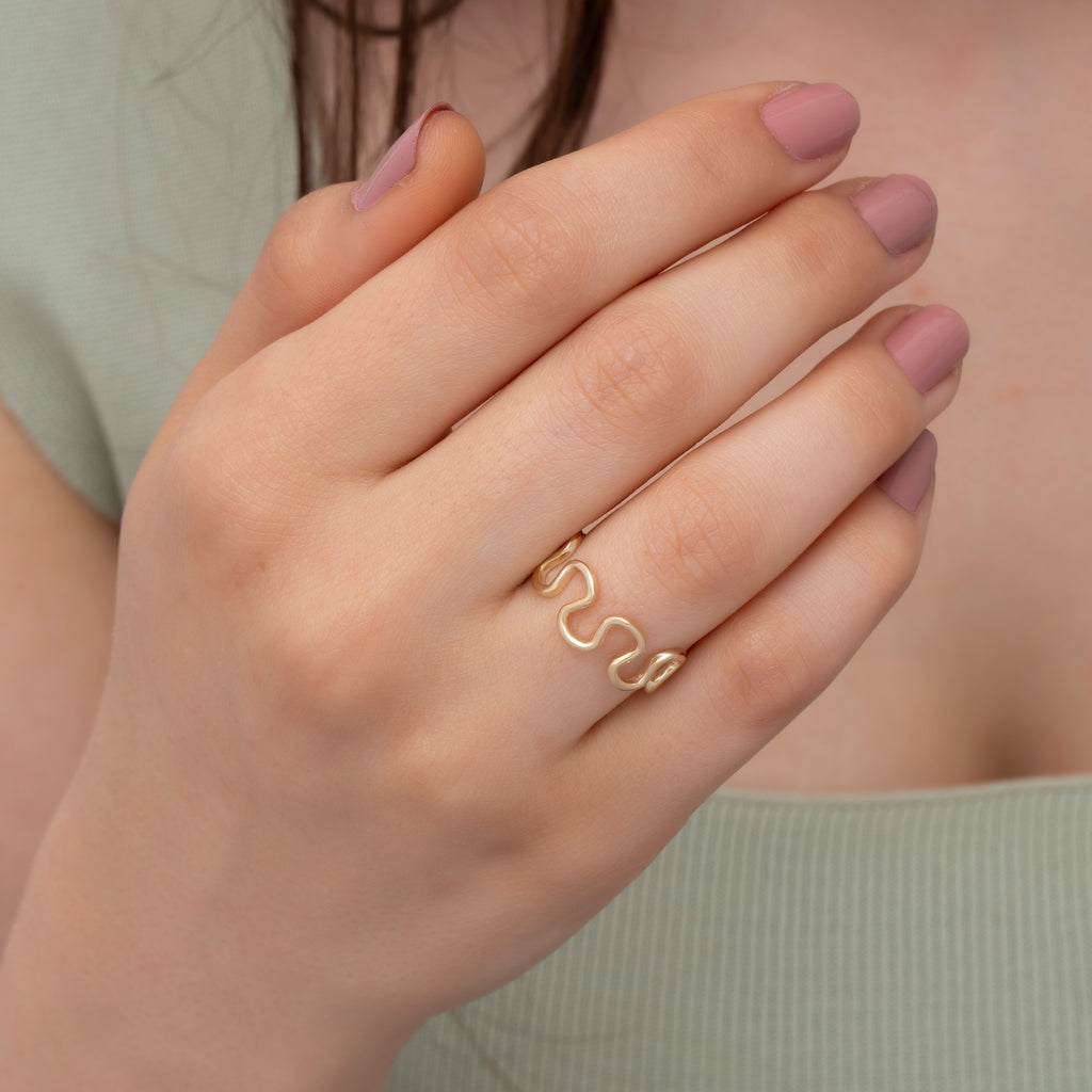 14K Gold Dainty Wave Ring Open Band Design – Vienna