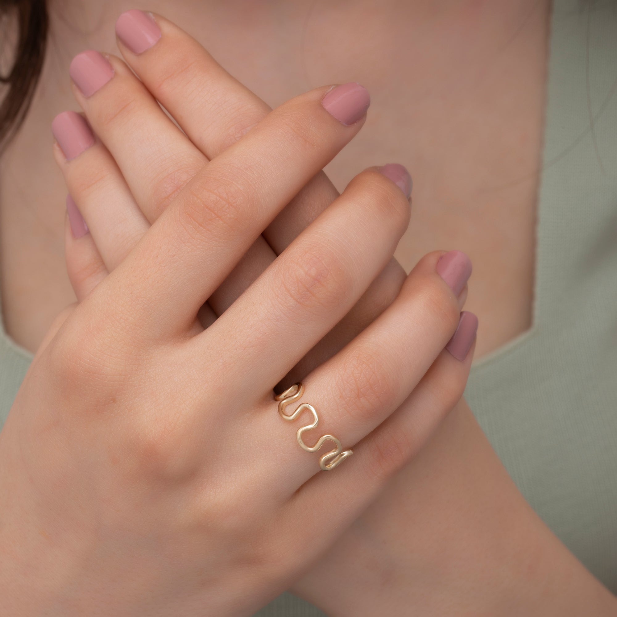14K Gold Wave Ring: Dainty Open Band, Elegant Gold Jewelry