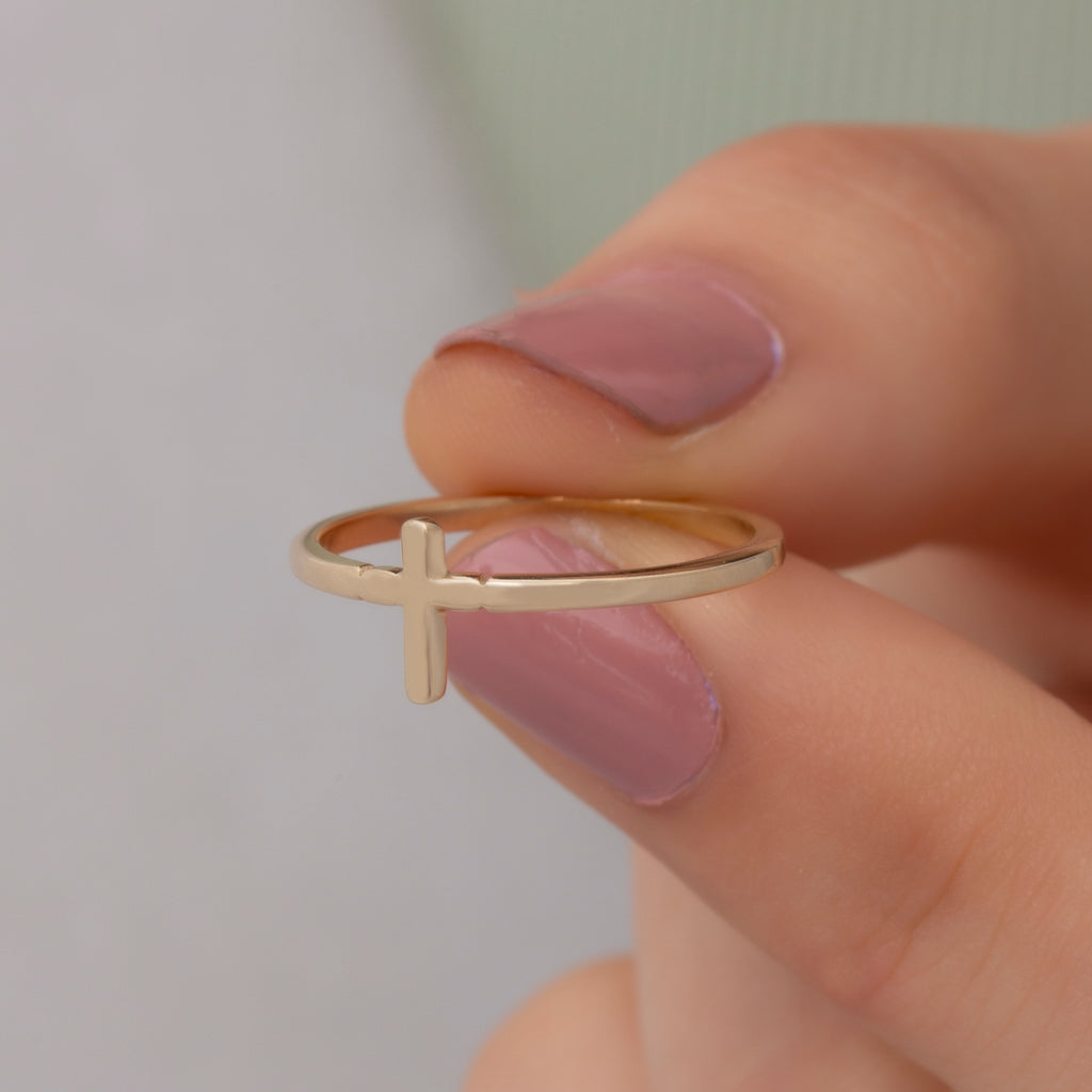 14K Gold Minimalist Cross Ring for Women – Selena