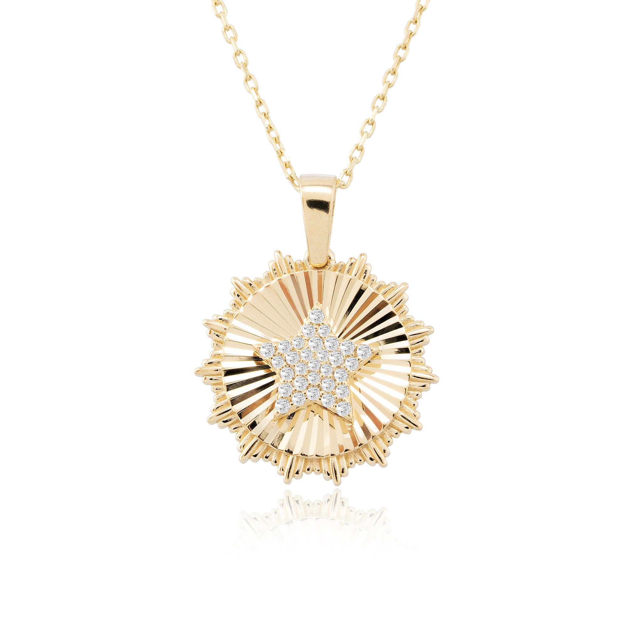 14K Gold Fluted Medallion Necklace with Pavé Star – Nova