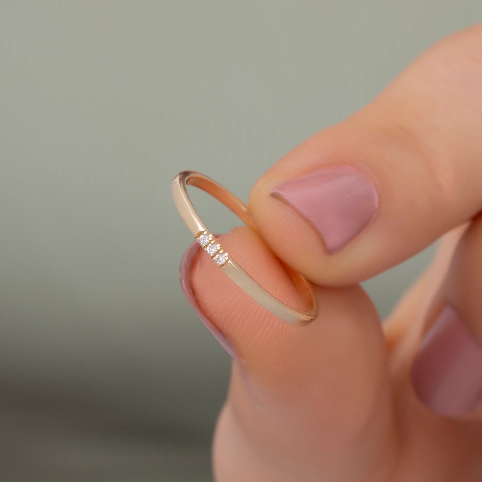 14K Gold Stackable Diamond Rings Set / Minimalist Dainty Gold Bands for Women / Elegant Gold Stacking Rings / Everyday Gold Jewelry Gift