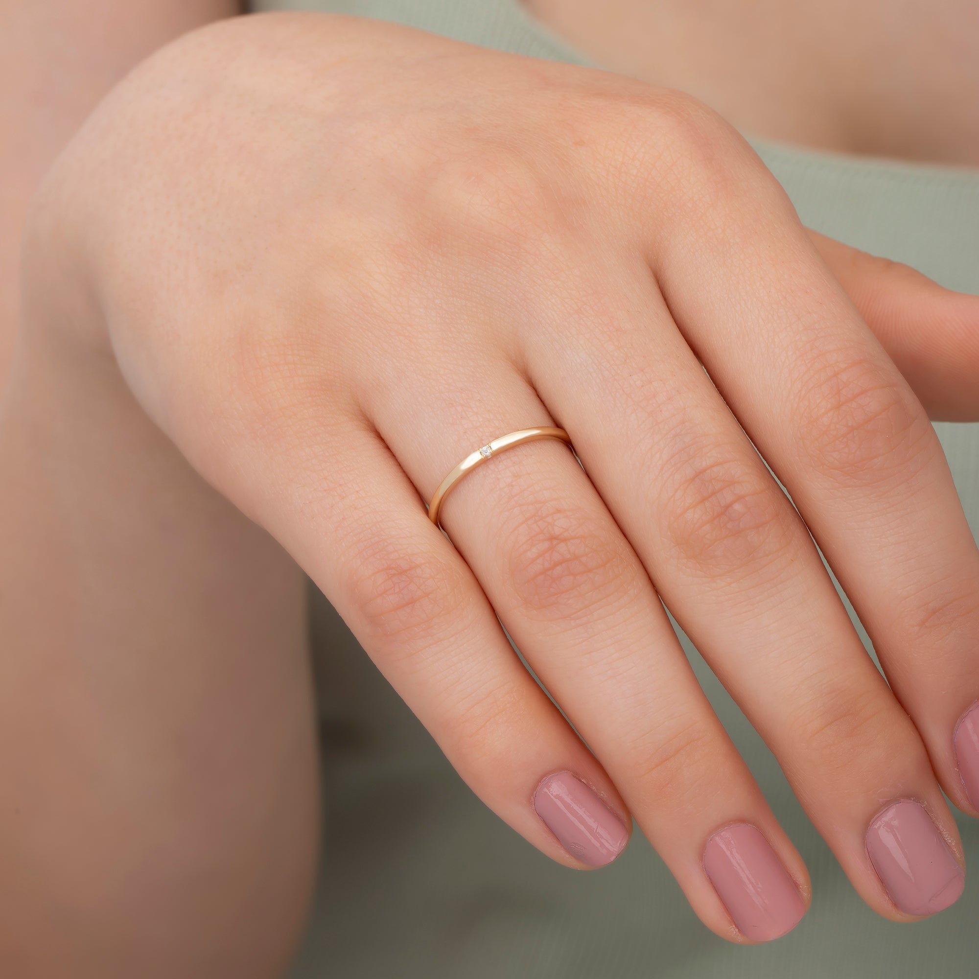 14K Gold Stackable Diamond Rings Set / Minimalist Dainty Gold Bands for Women / Elegant Gold Stacking Rings / Everyday Gold Jewelry Gift