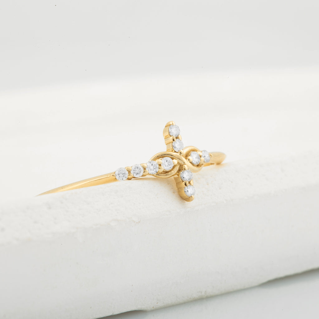 14K Gold Infinity Diamond Cross Ring – Everlight