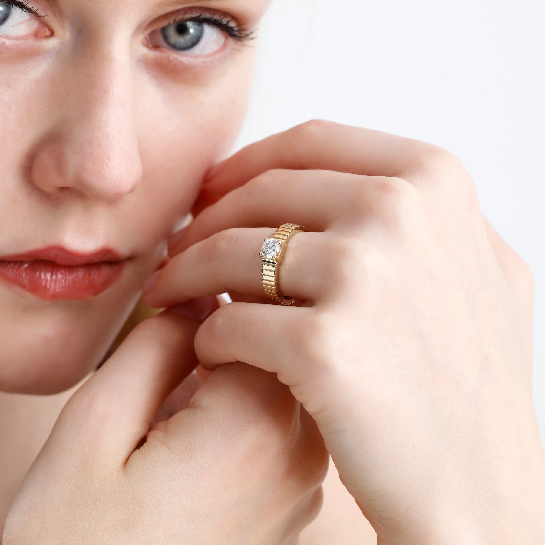 Lab Grown Diamond Ribbed Band Ring – Saven