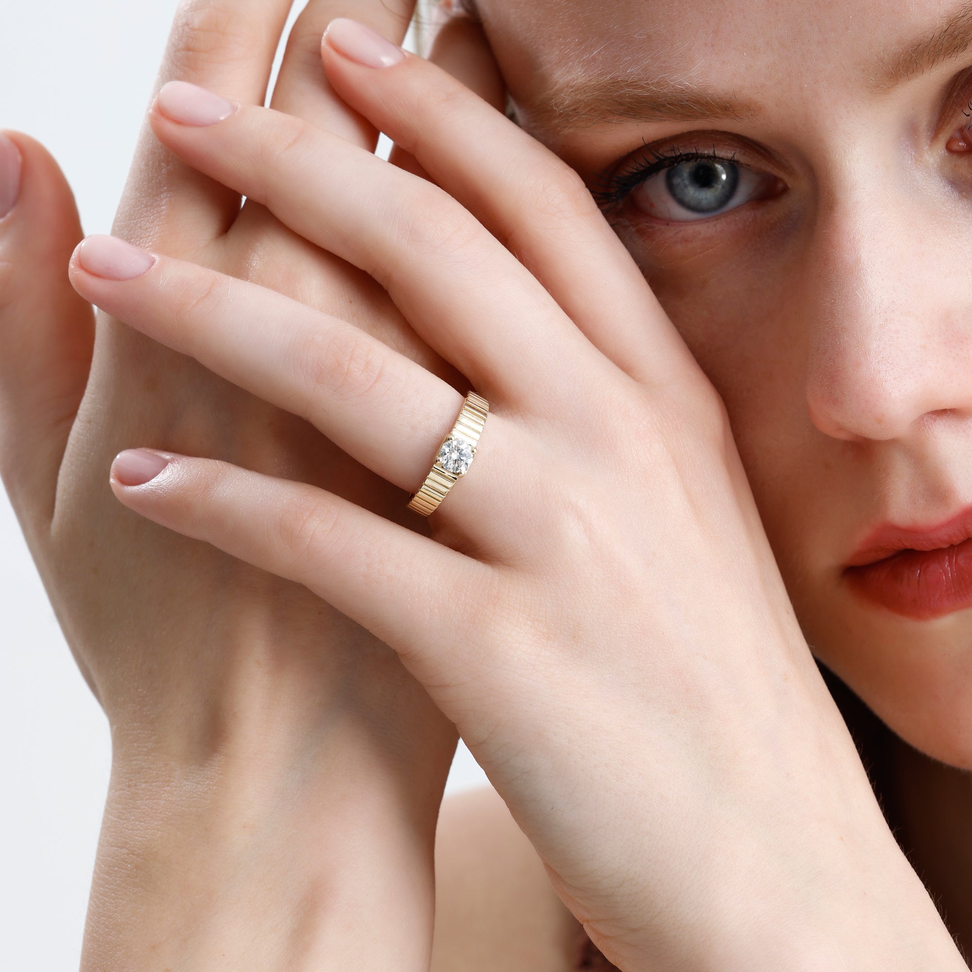 Lab Grown Diamond Ribbed Band Ring – Saven