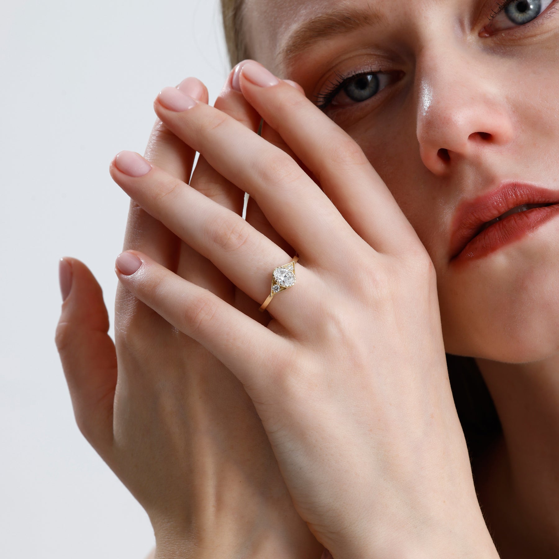 Oval Cut Lab Grown Diamond Engagement Ring – Nerai