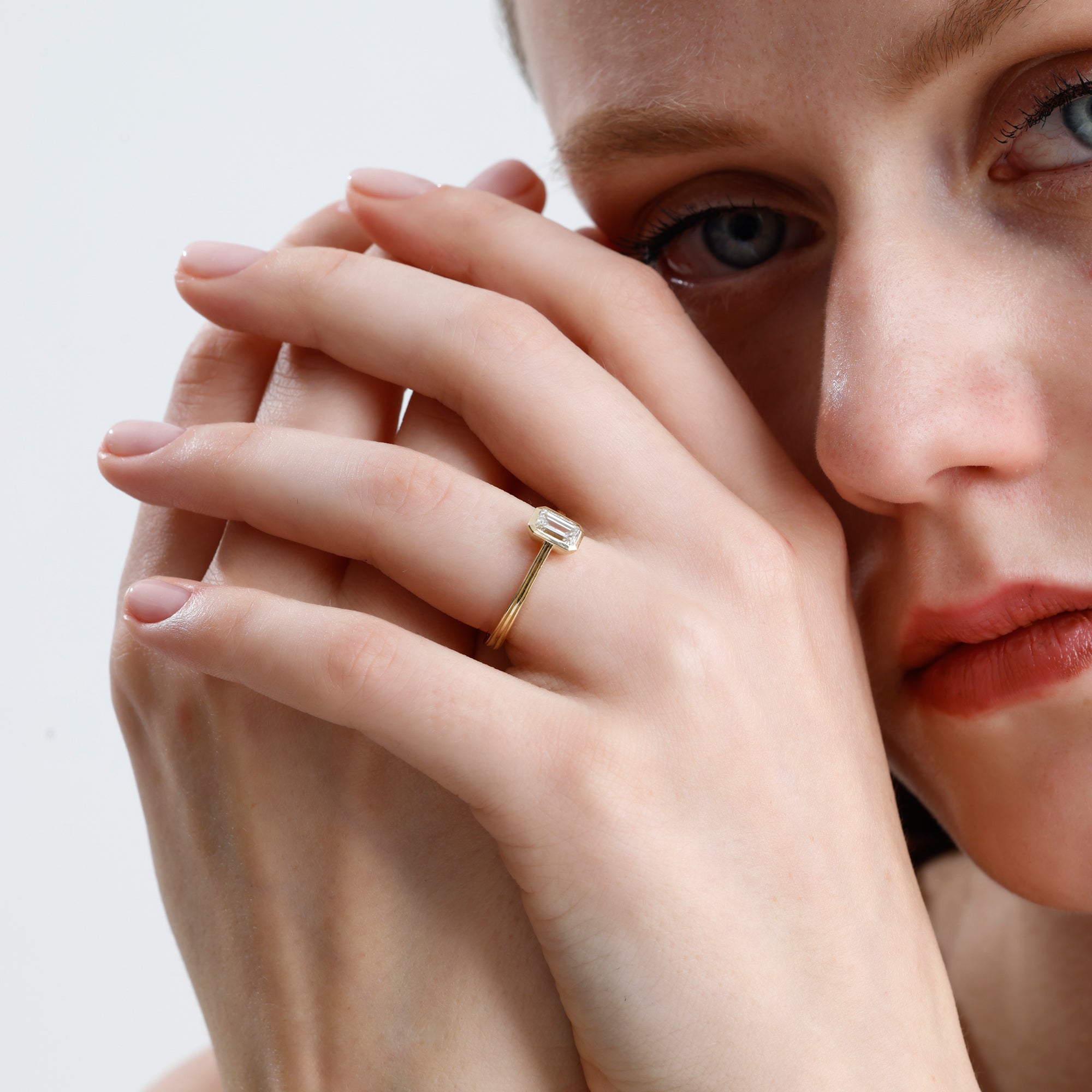 Emerald Cut Bezel Lab Grown Diamond Engagement Ring – Arelis