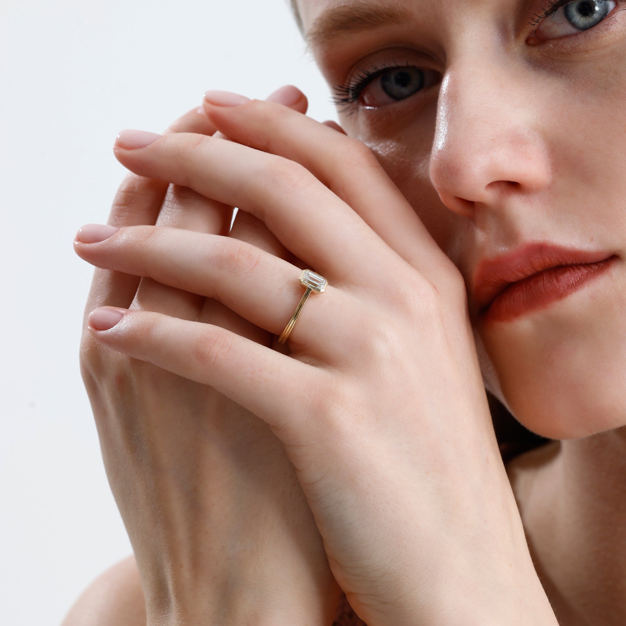 Emerald Cut Bezel Lab Grown Diamond Engagement Ring – Arelis