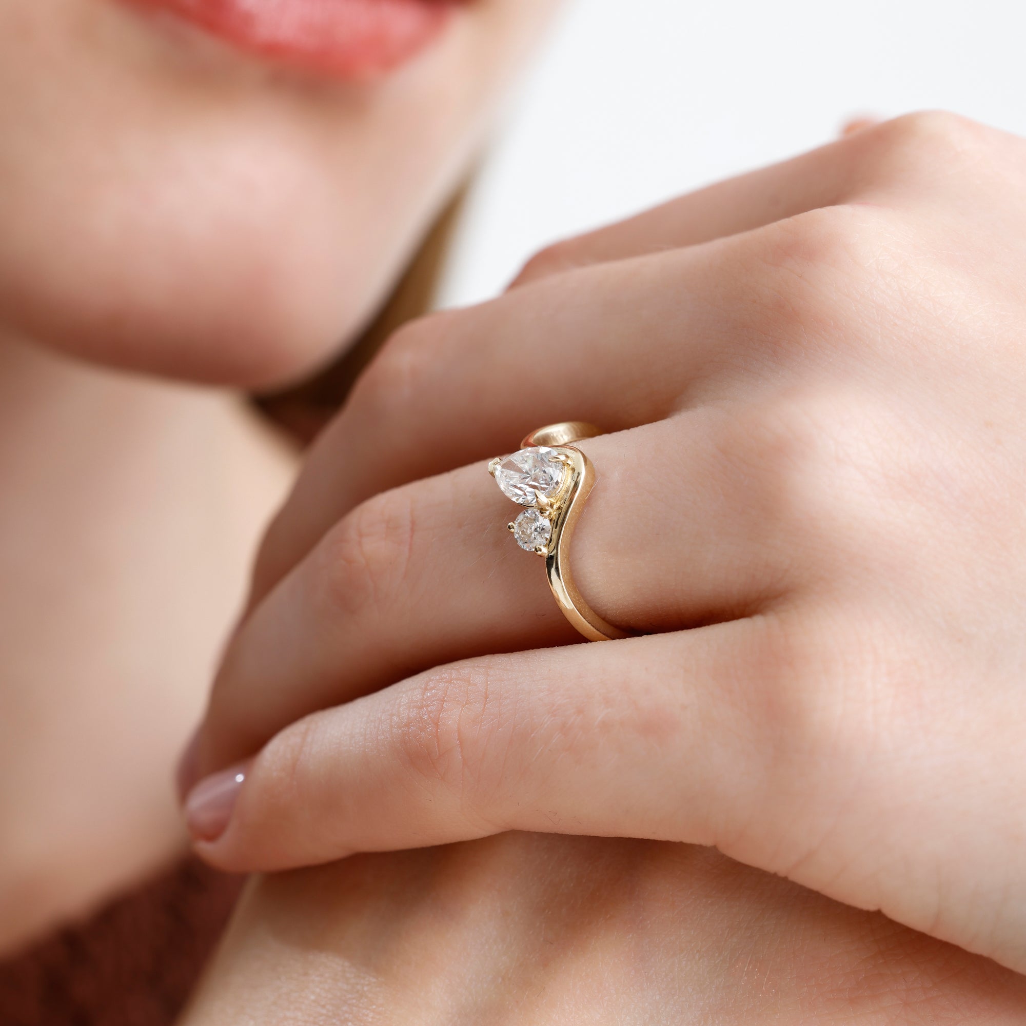 14K Solid Gold Pear & Round Natural Diamond Toi et Moi Engagement Ring – Alvirex