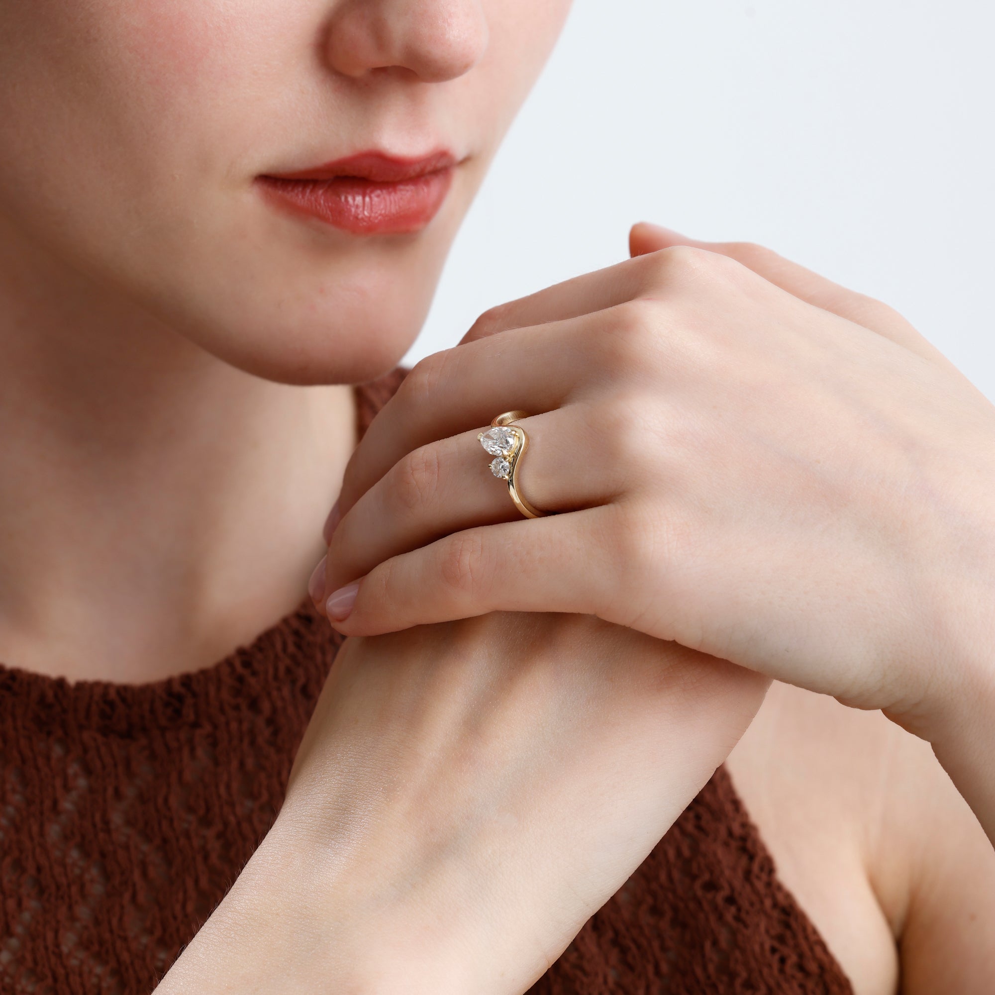 14K Solid Gold Pear & Round Natural Diamond Toi et Moi Engagement Ring – Alvirex