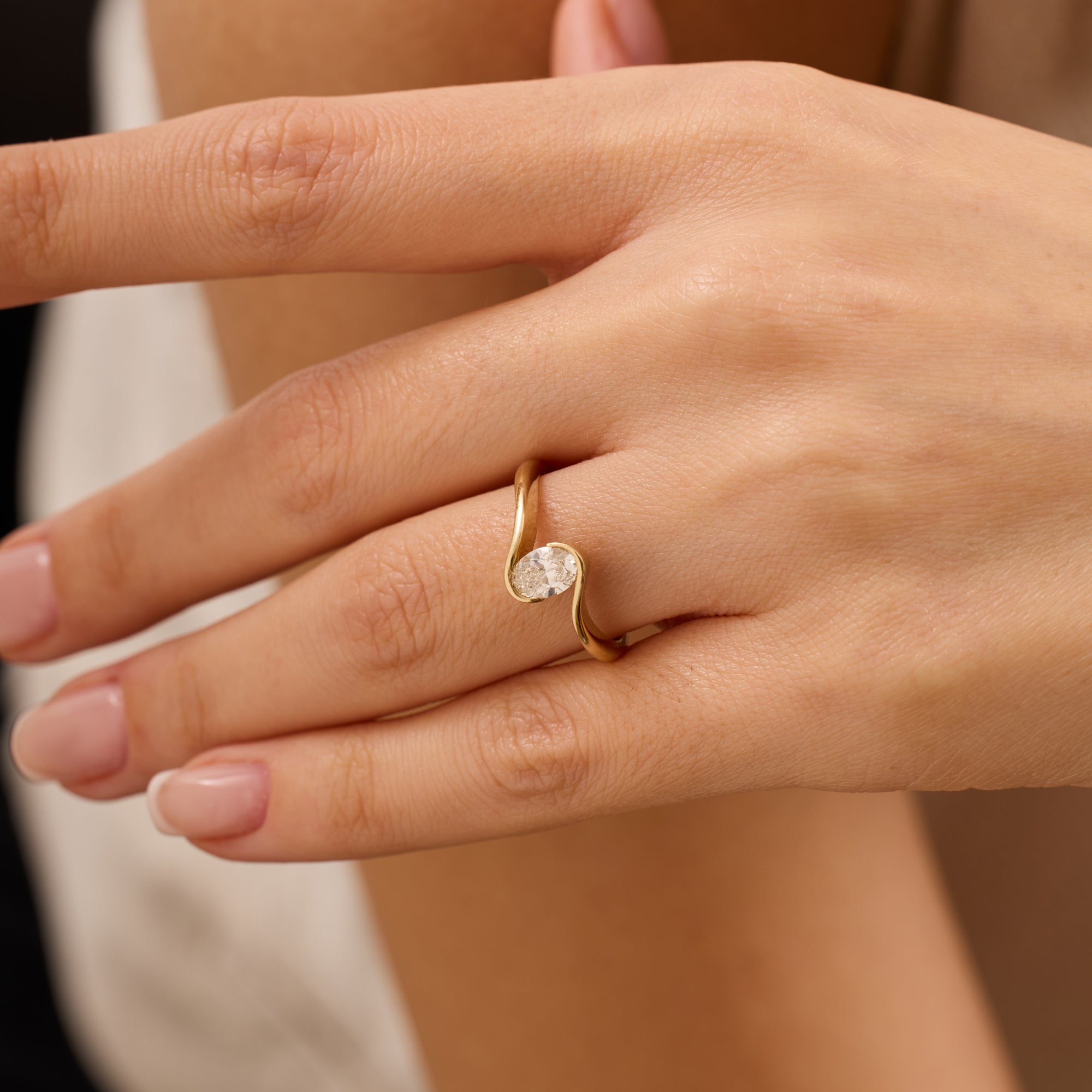 Oval Lab Grown Diamond Engagement Ring – Kairn