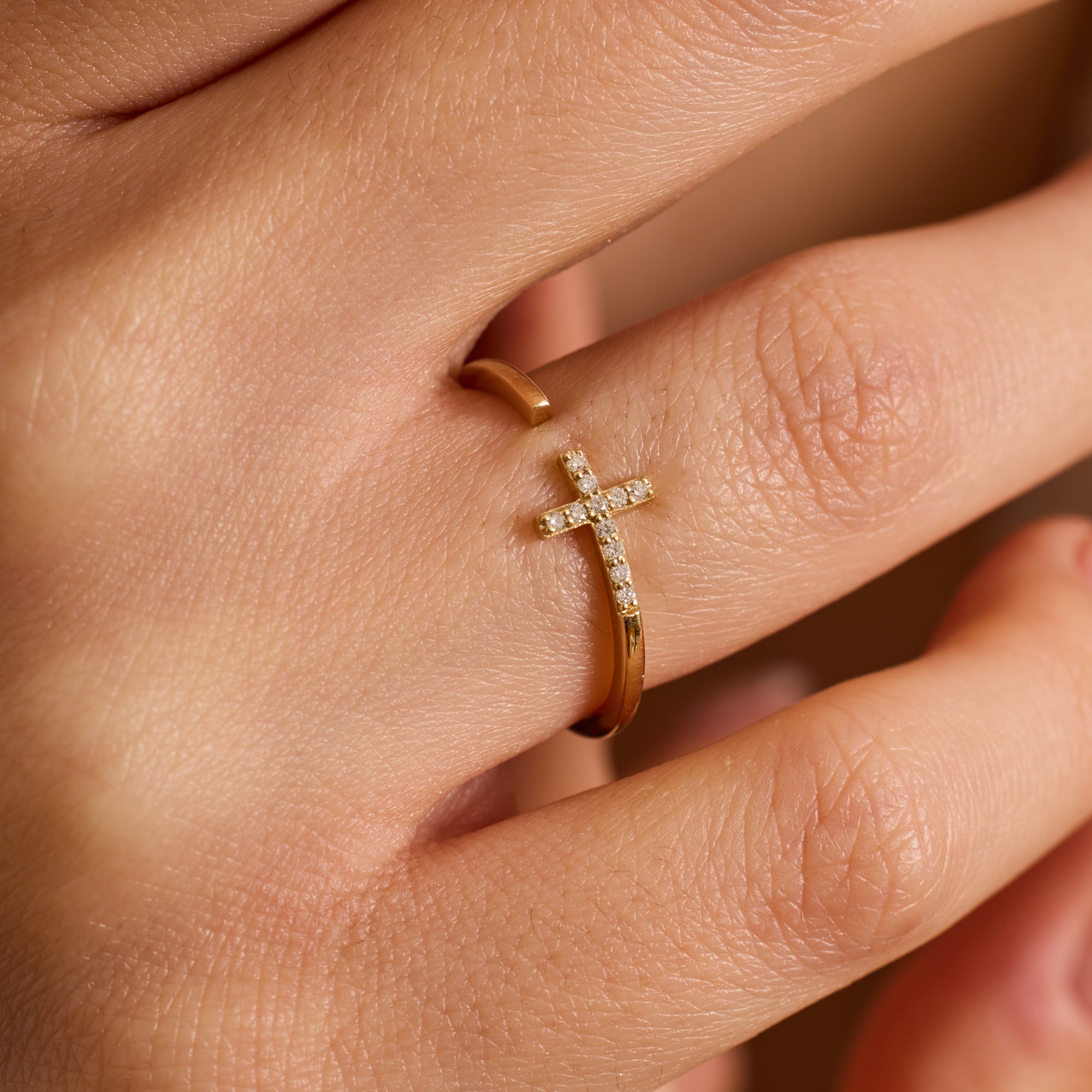 14K Gold Diamond Cross Ring – Calora