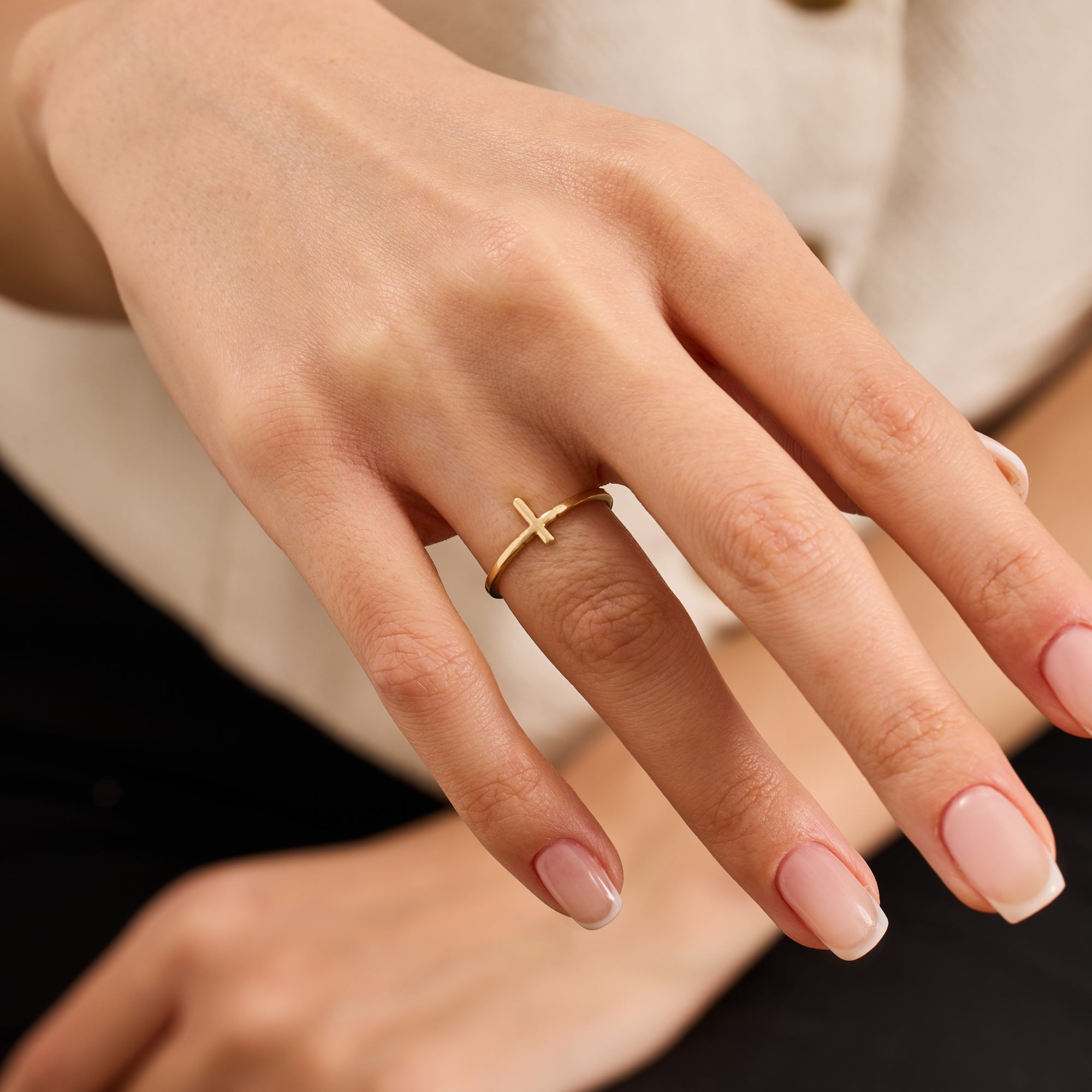14K Gold Minimalist Cross Ring for Women – Selena