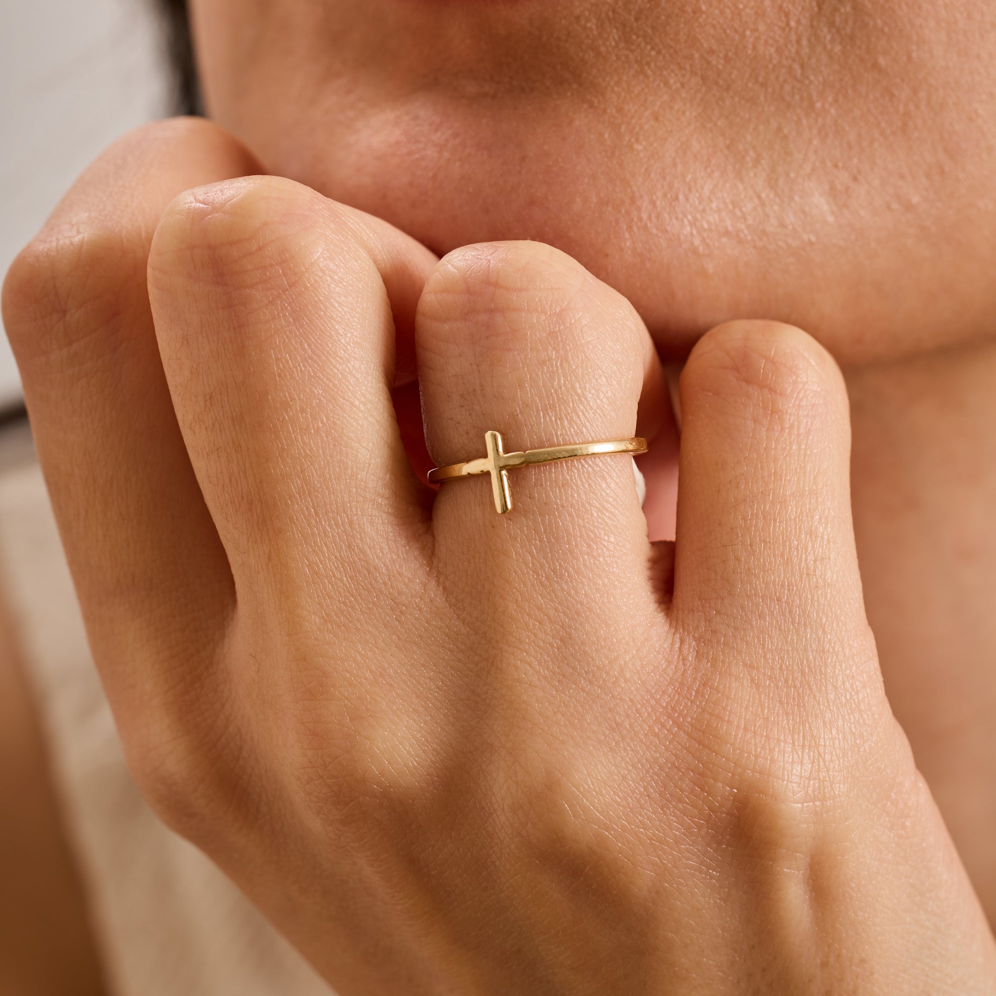 14K Gold Minimalist Cross Ring for Women – Selena