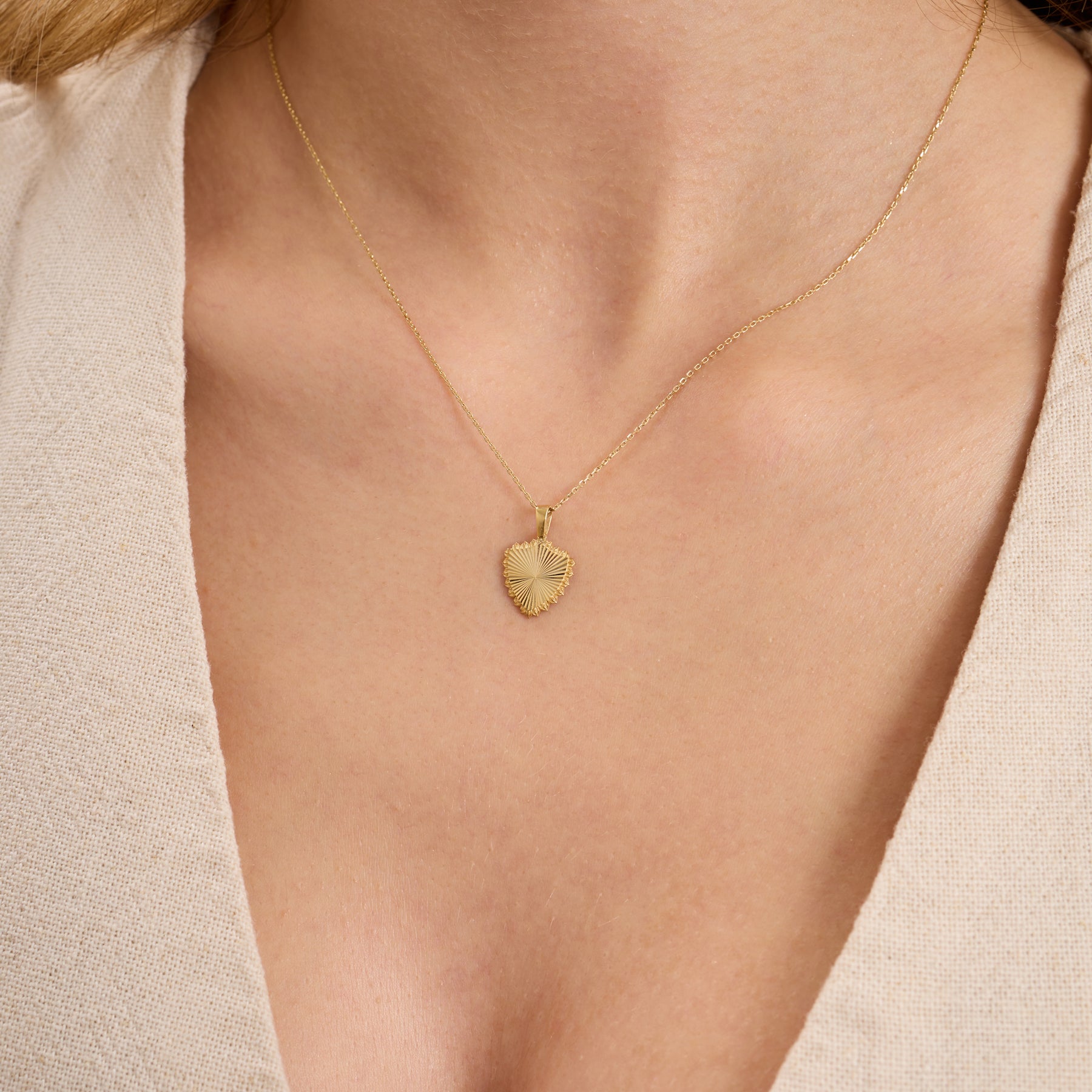 14K Gold Fluted Shield Necklace – Maris