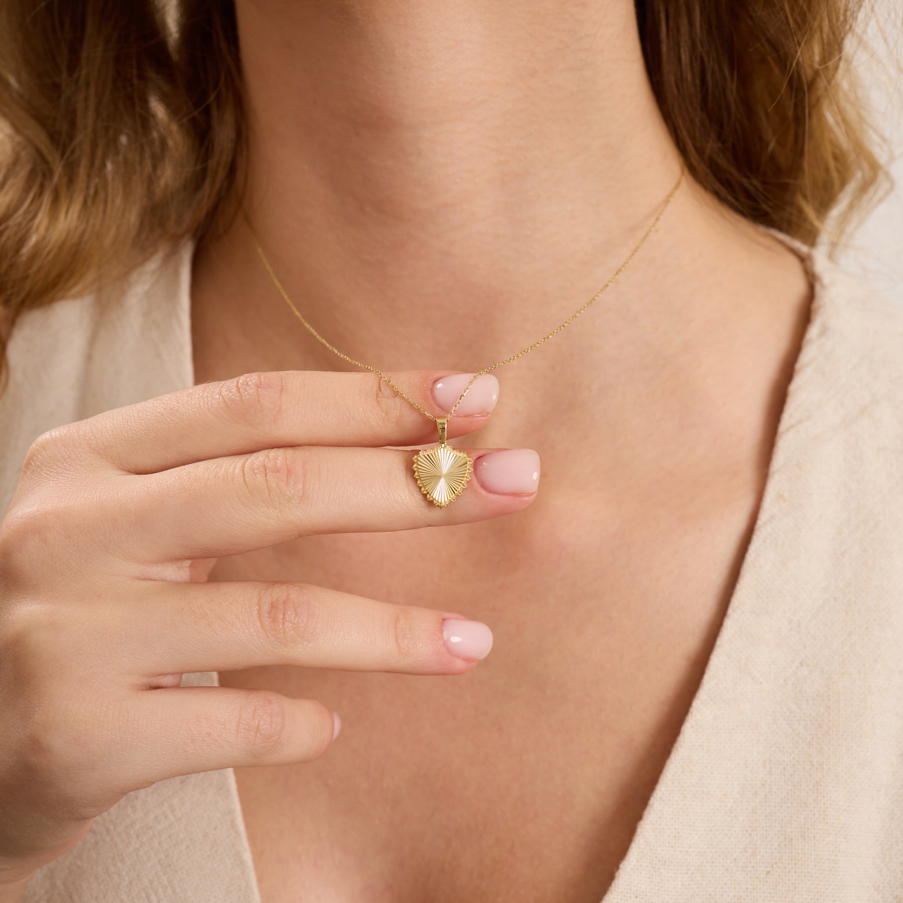 14K Gold Fluted Shield Necklace – Maris