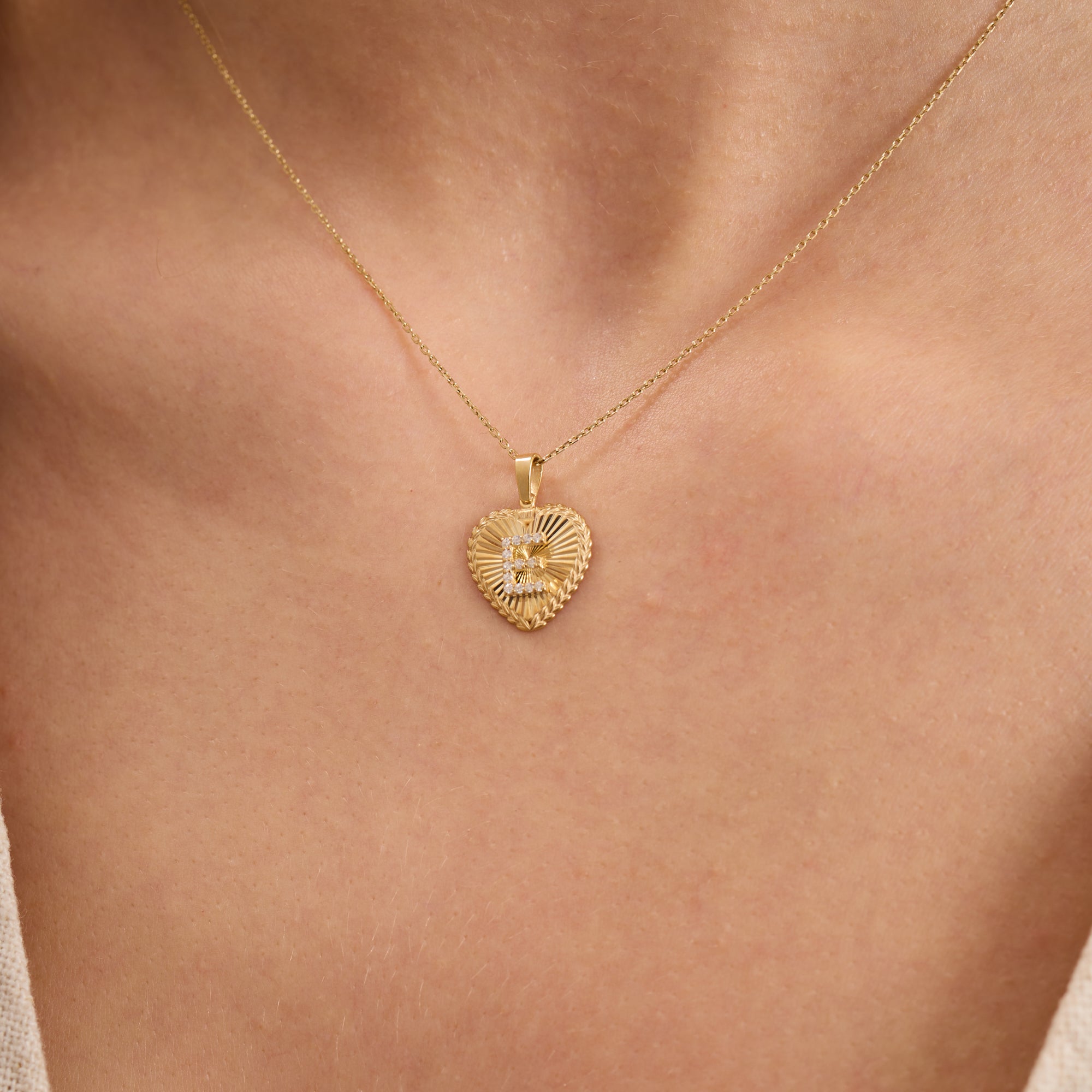 14K Gold Fluted Heart Diamond Initial Necklace – Olea