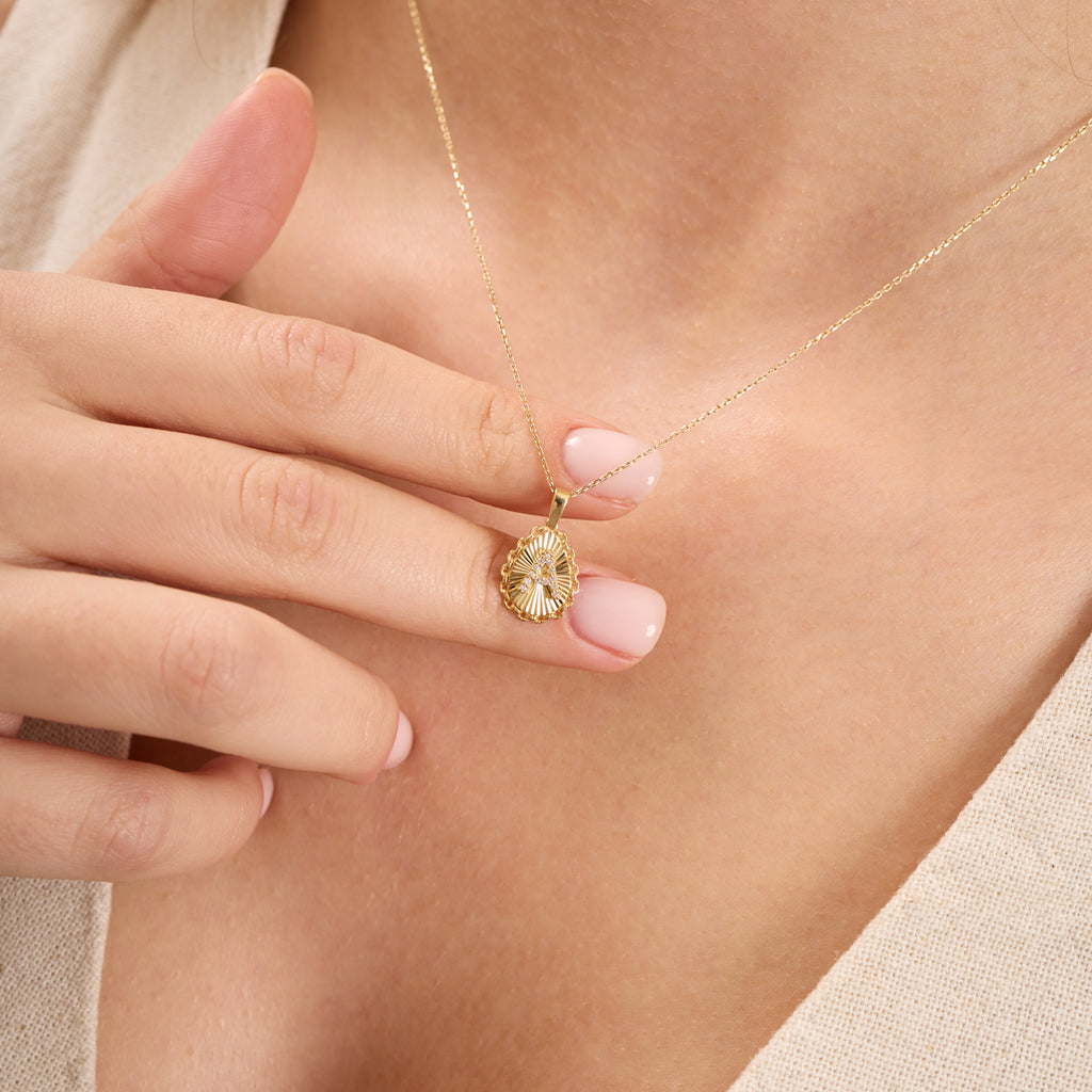 14K Gold Fluted Teardrop Initial Necklace – Linka