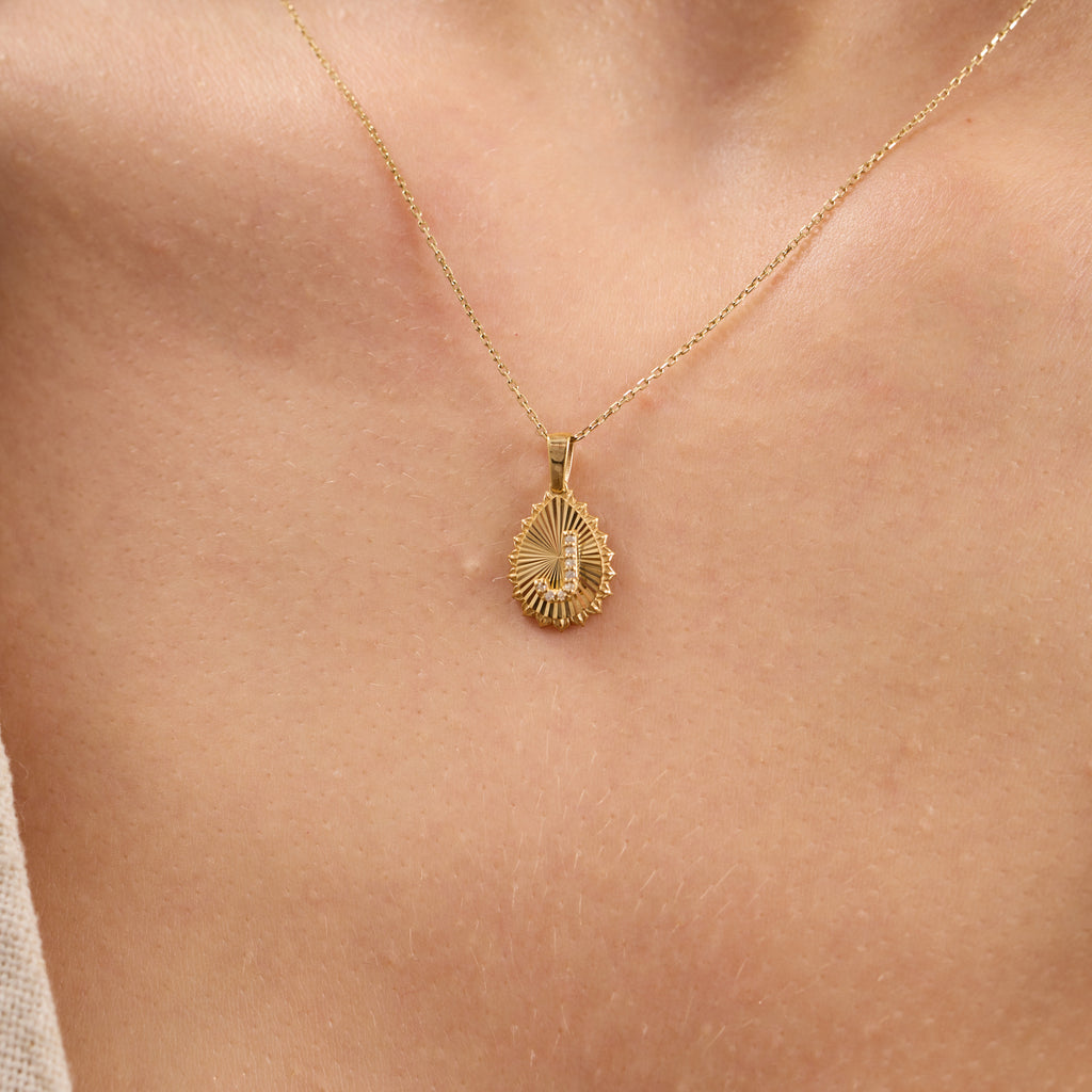 14K Gold Fluted Teardrop Diamond Initial Necklace – Maris
