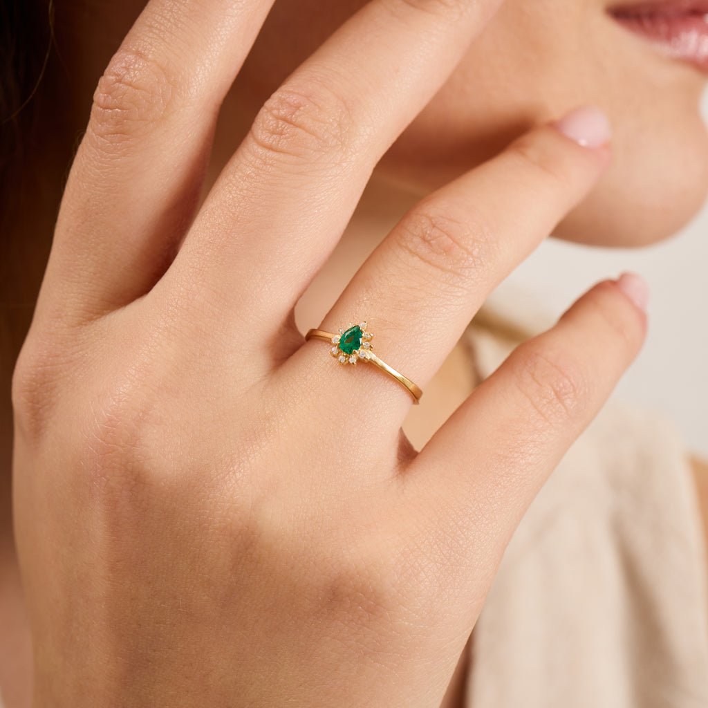 14K Gold Emerald & Diamond Pear Ring – Astra