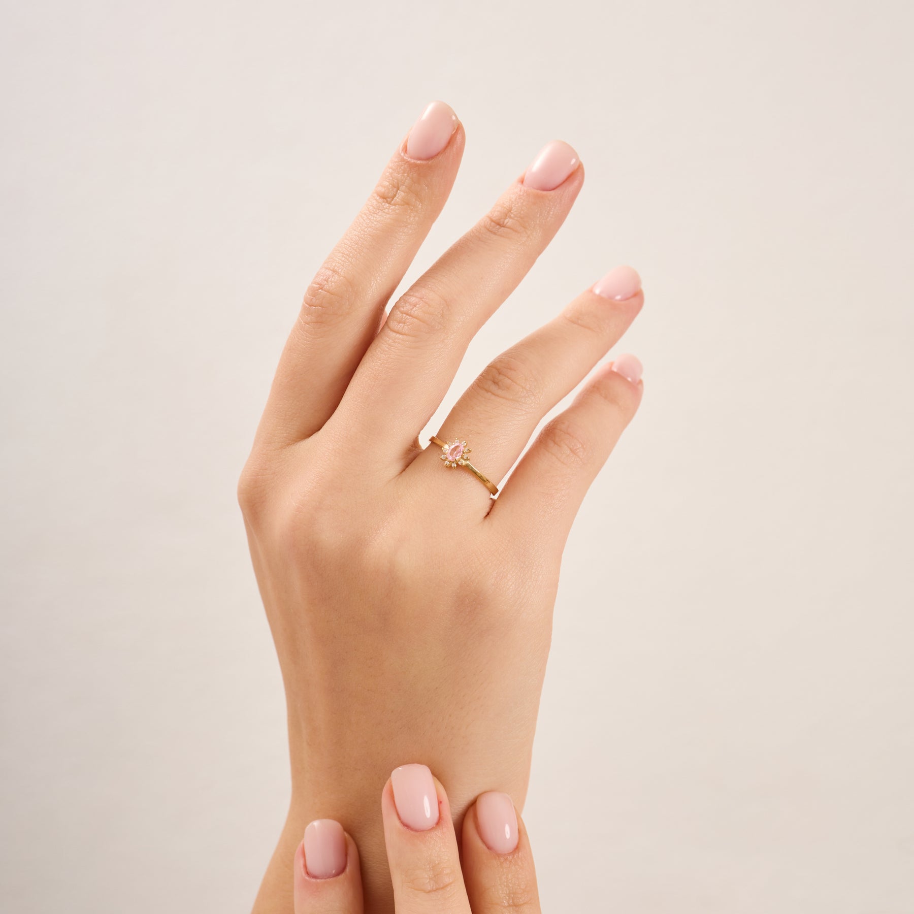 14 Ayar Altın Zümrüt ve Pırlanta Oval Yüzük – Astra 