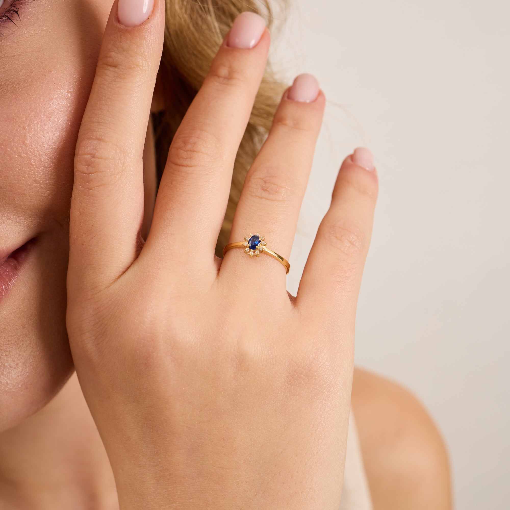 14K Gold Blue Sapphire & Diamond Oval Ring – Astra