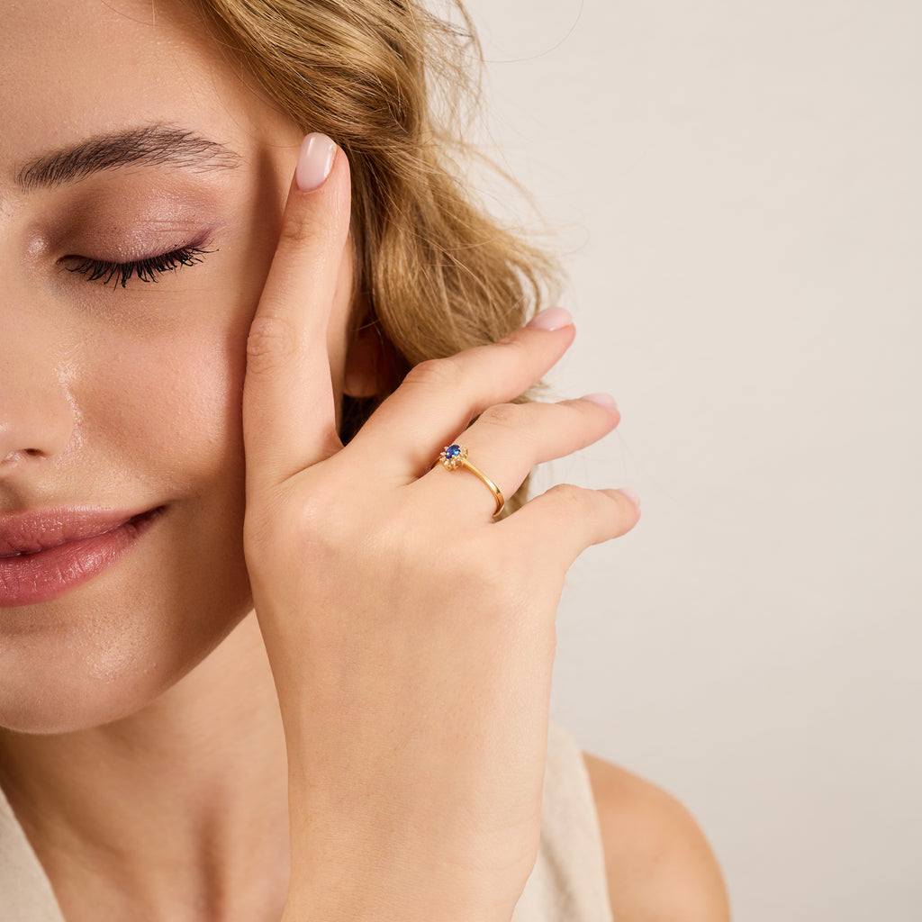 14K Gold Blue Sapphire & Diamond Oval Ring – Astra