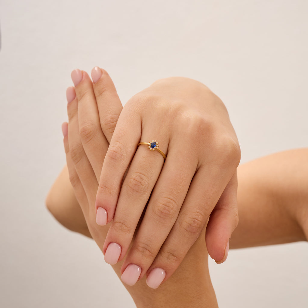 14K Gold Blue Sapphire & Diamond Oval Ring – Astra