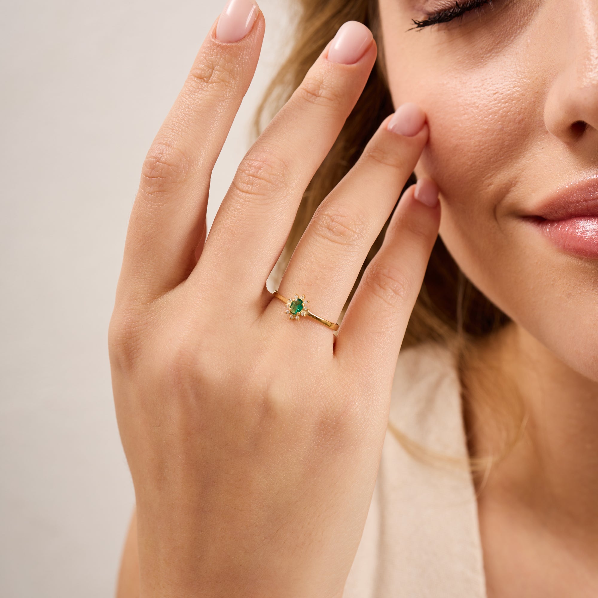 14K Gold Emerald & Diamond Oval Ring – Astra