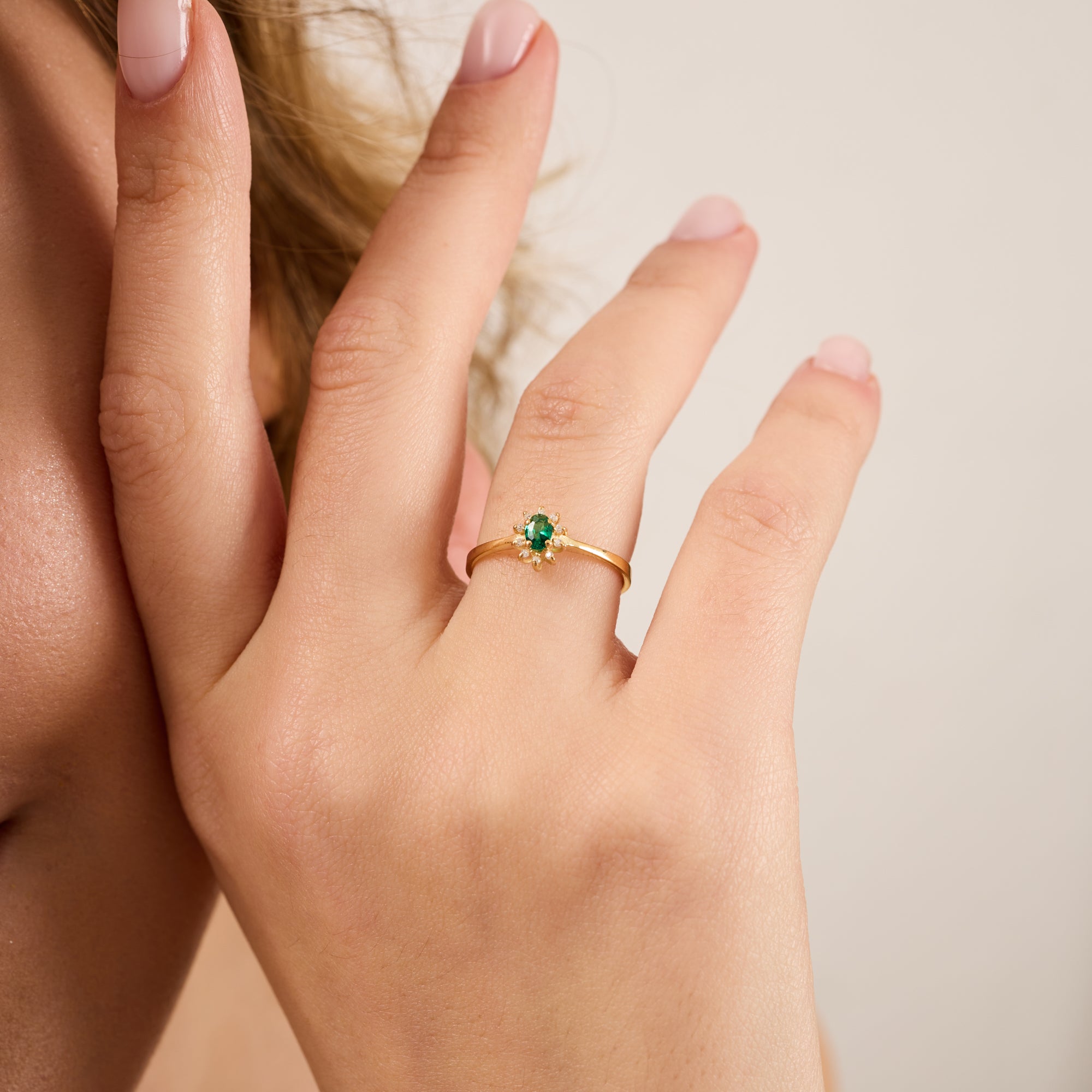 14K Gold Emerald & Diamond Oval Ring – Astra