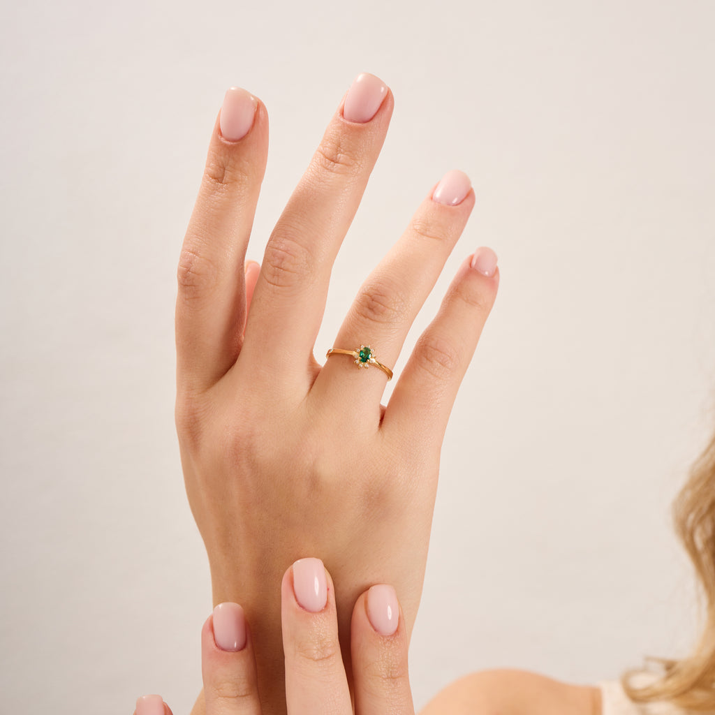 14K Gold Emerald & Diamond Oval Ring – Astra