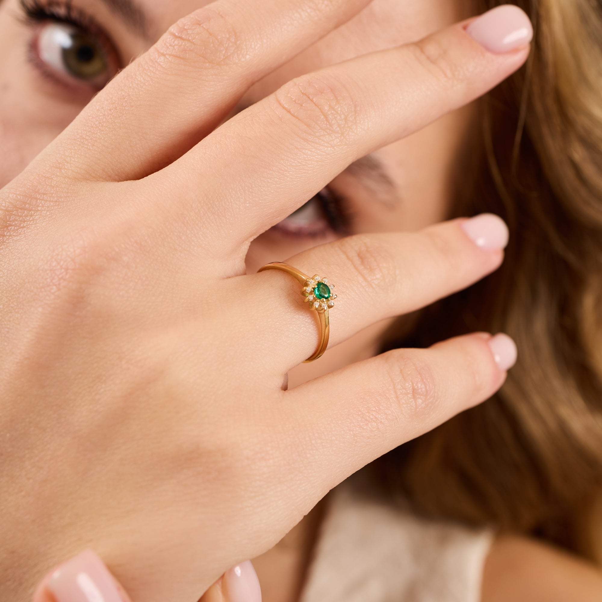 14K Gold Emerald & Diamond Round Ring – Astra