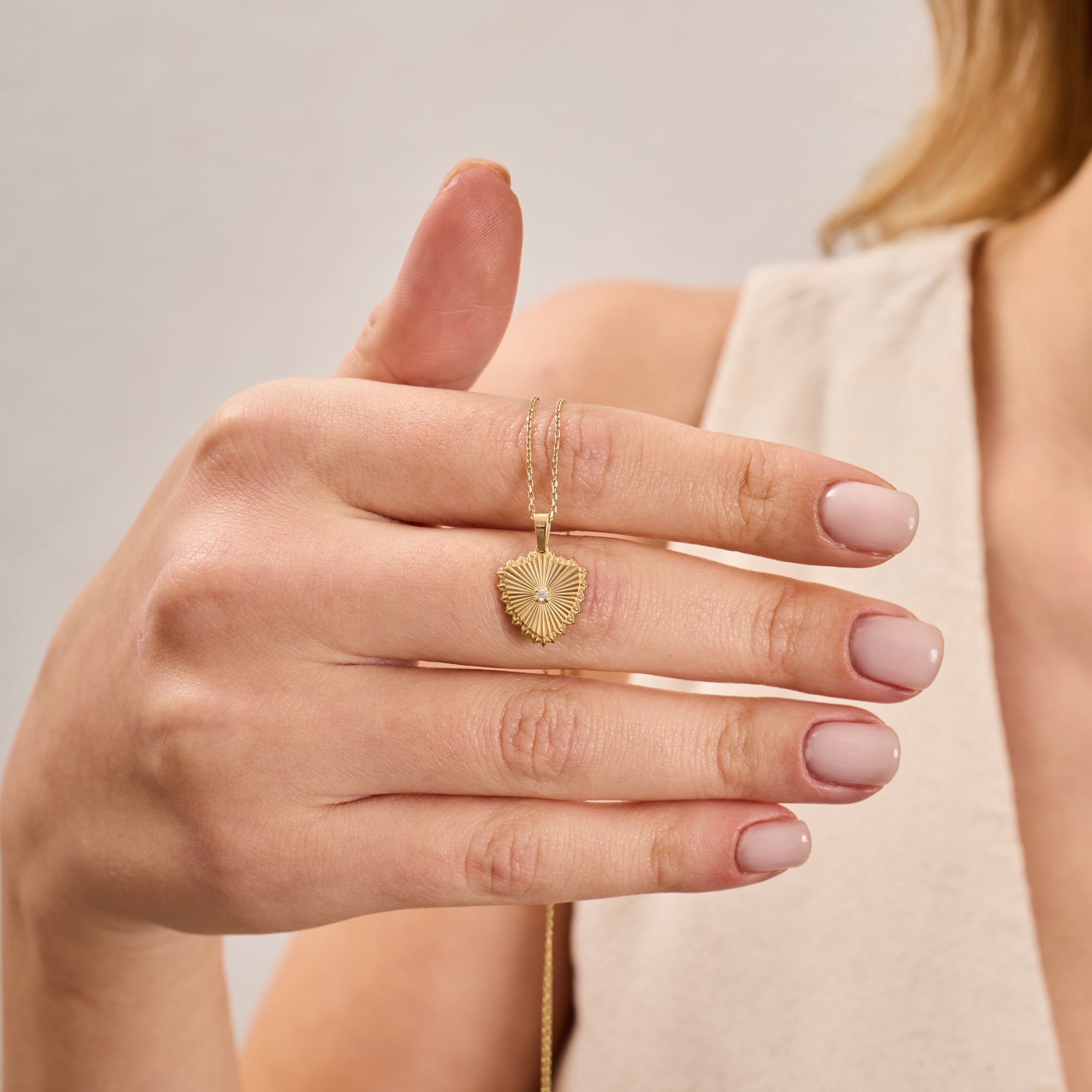 14K Gold Diamond Fluted Shield Necklace – Maris