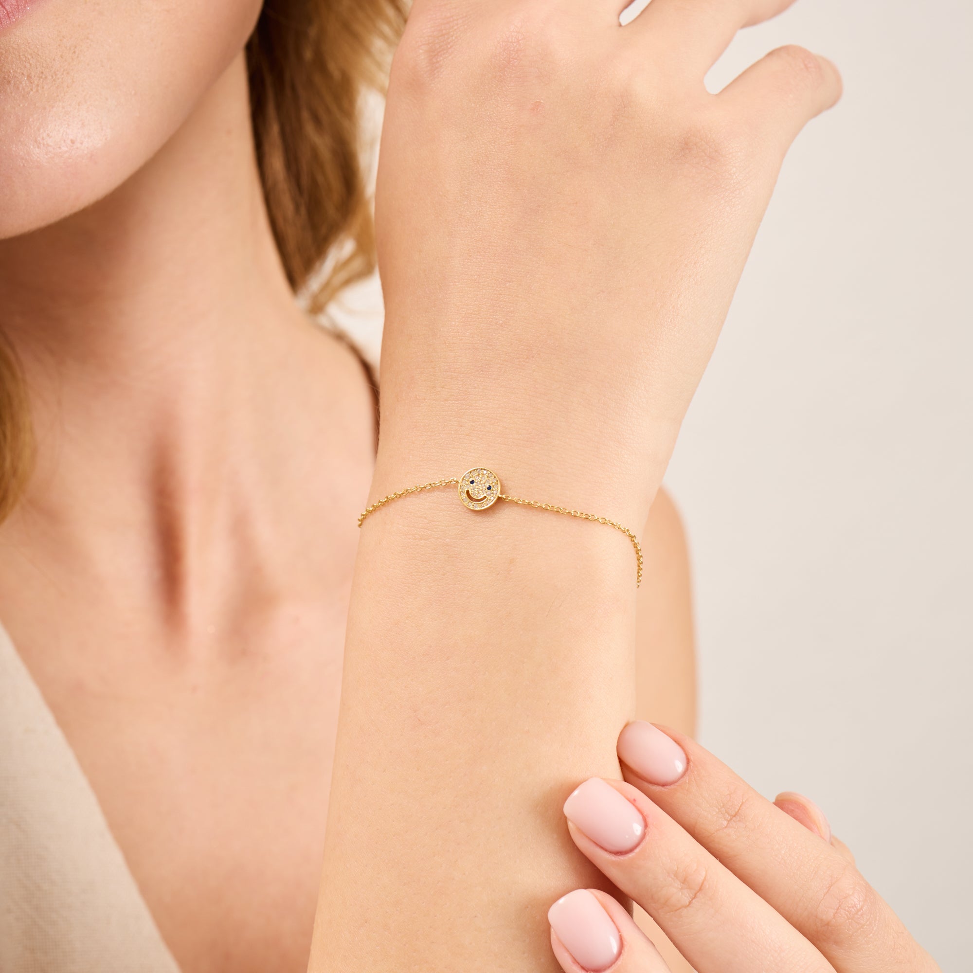 14K Gold Diamond Smiley Chain Bracelet – Mila